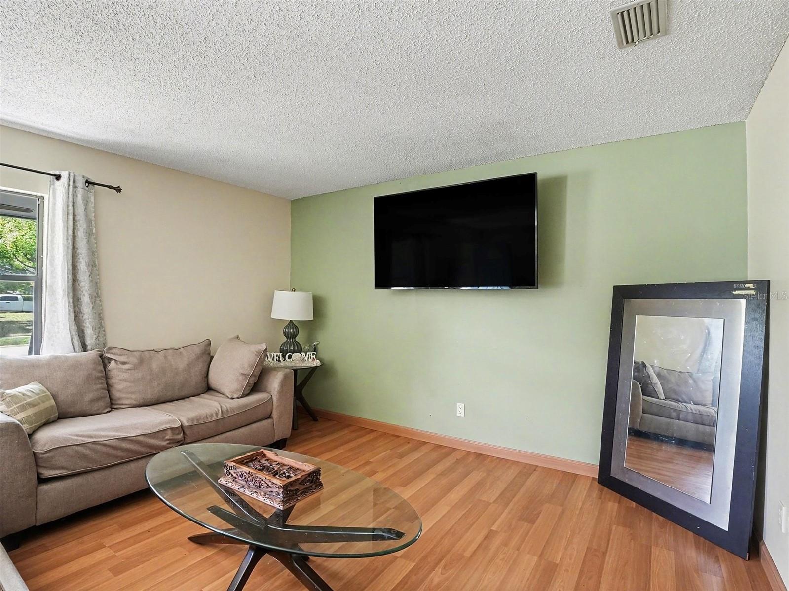 Image 5 of 9 For 1214 Cherokee Court