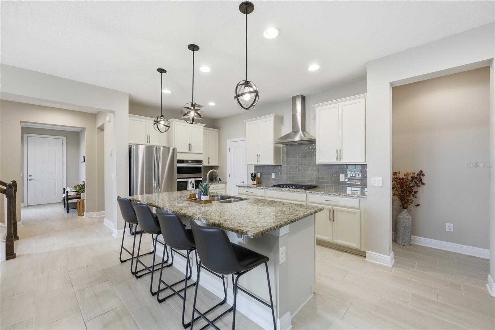 Image 18 of 69 For 17361 Channel Way