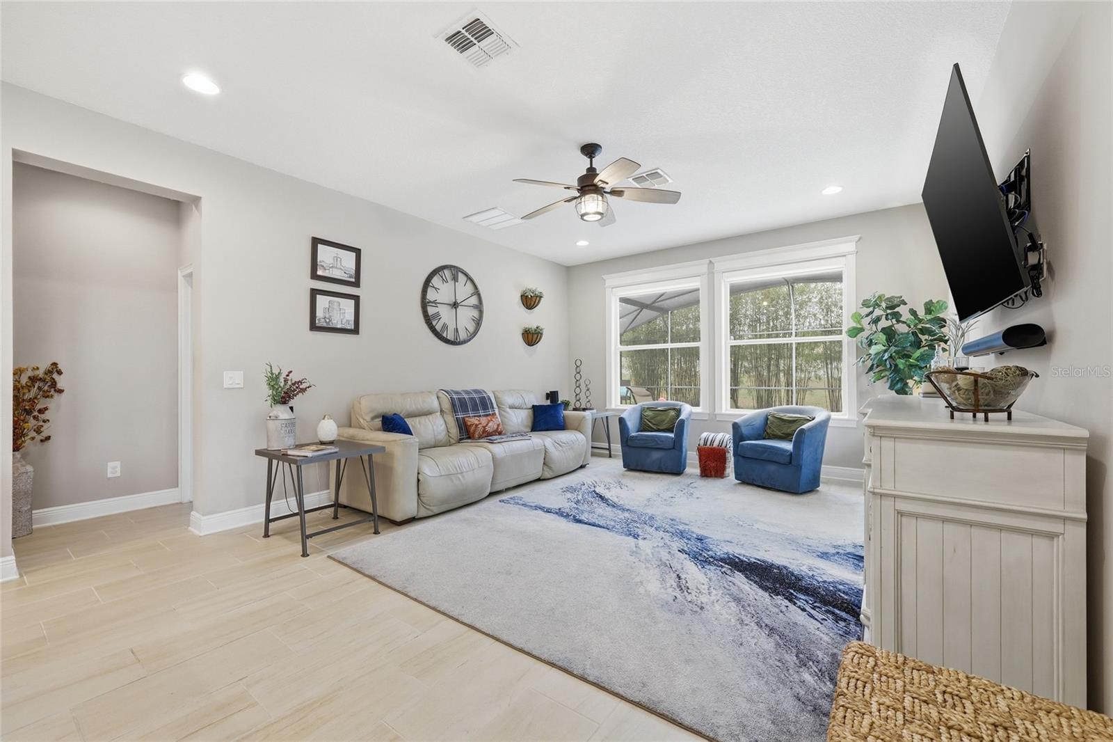 Image 30 of 69 For 17361 Channel Way