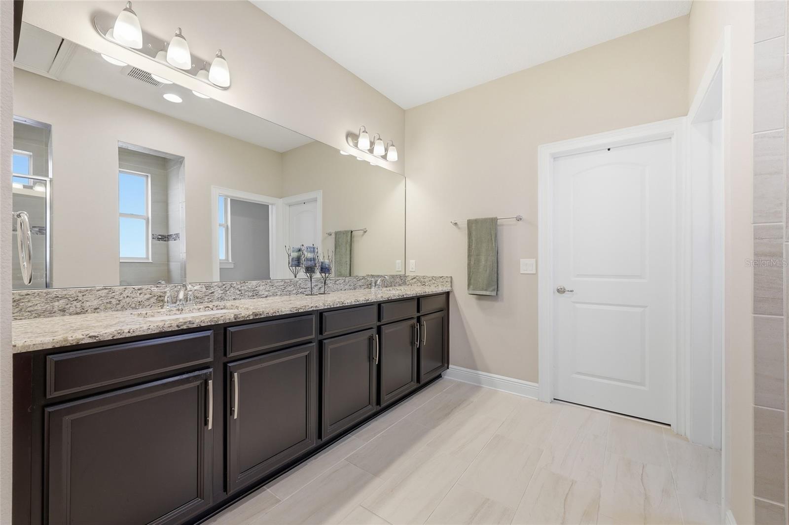 Image 34 of 69 For 17361 Channel Way