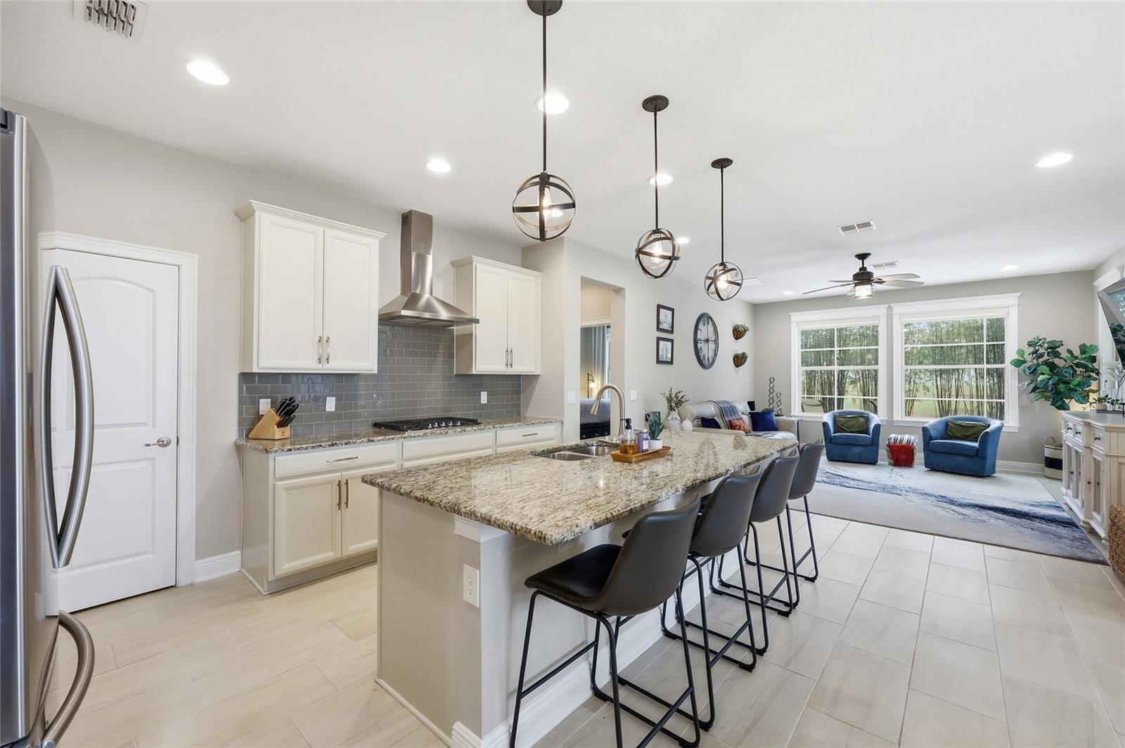 Image 4 of 69 For 17361 Channel Way