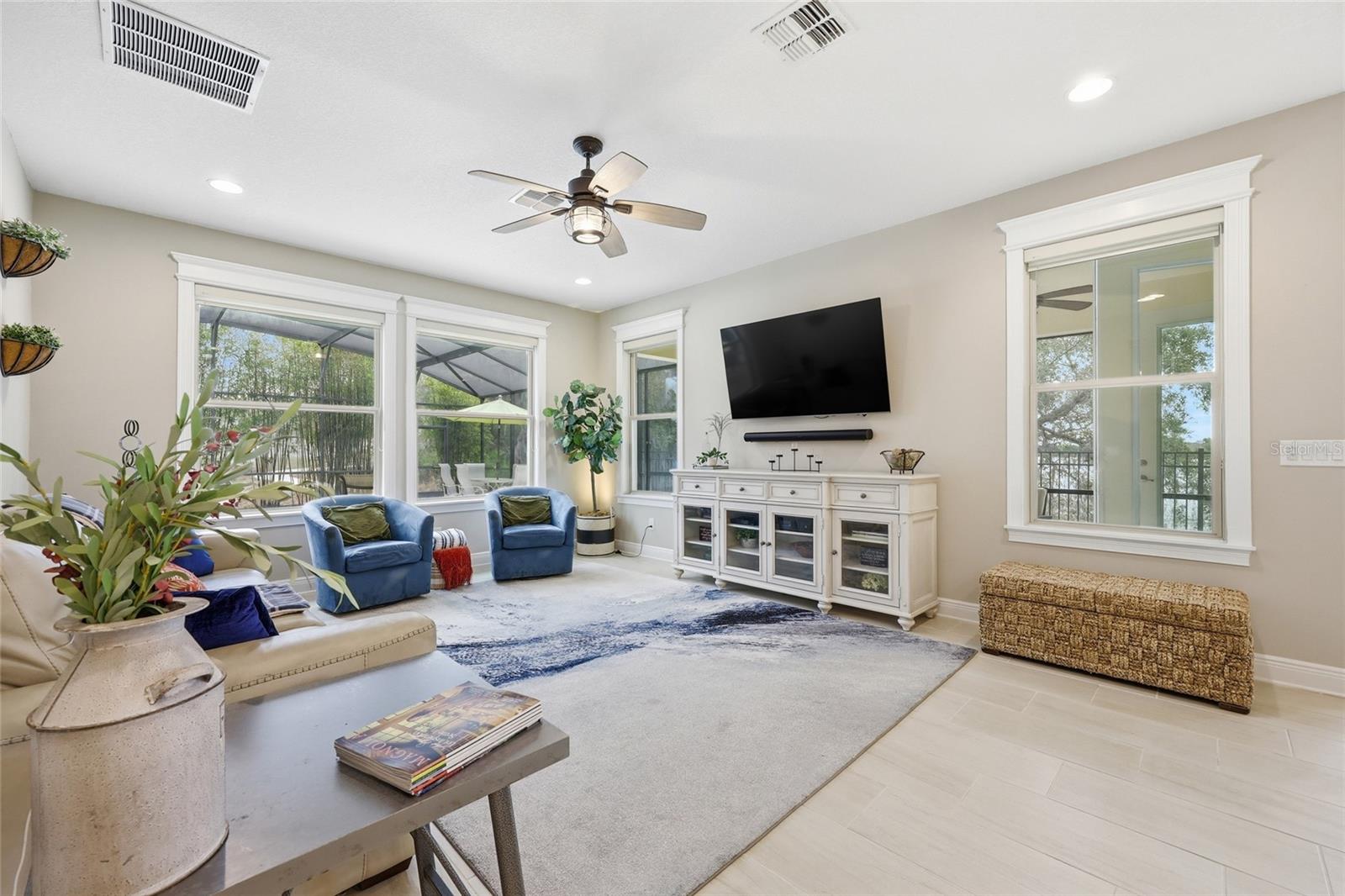 Image 7 of 69 For 17361 Channel Way