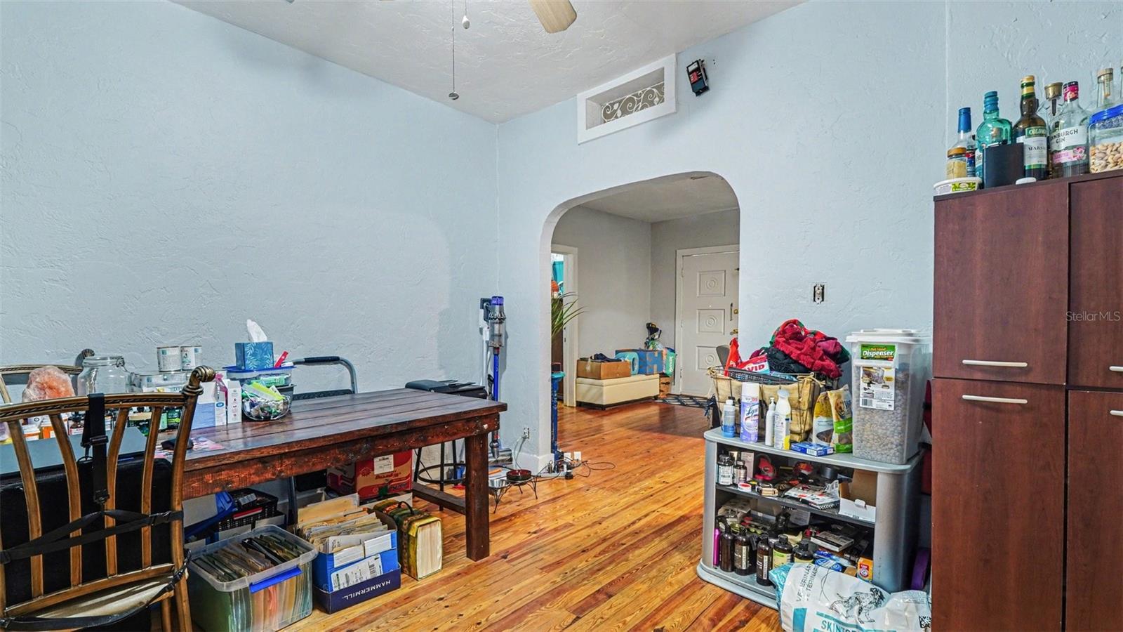 Image 10 of 34 For 219 6th Street