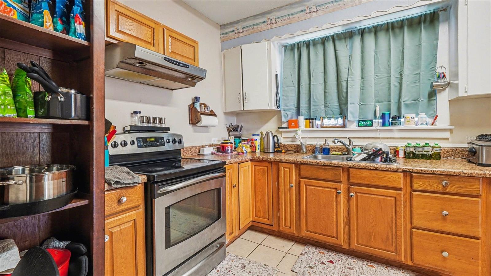 Image 14 of 34 For 219 6th Street