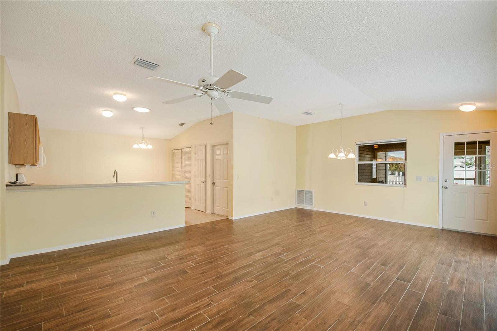 Image 8 of 30 For 2454 Southern Oak Street