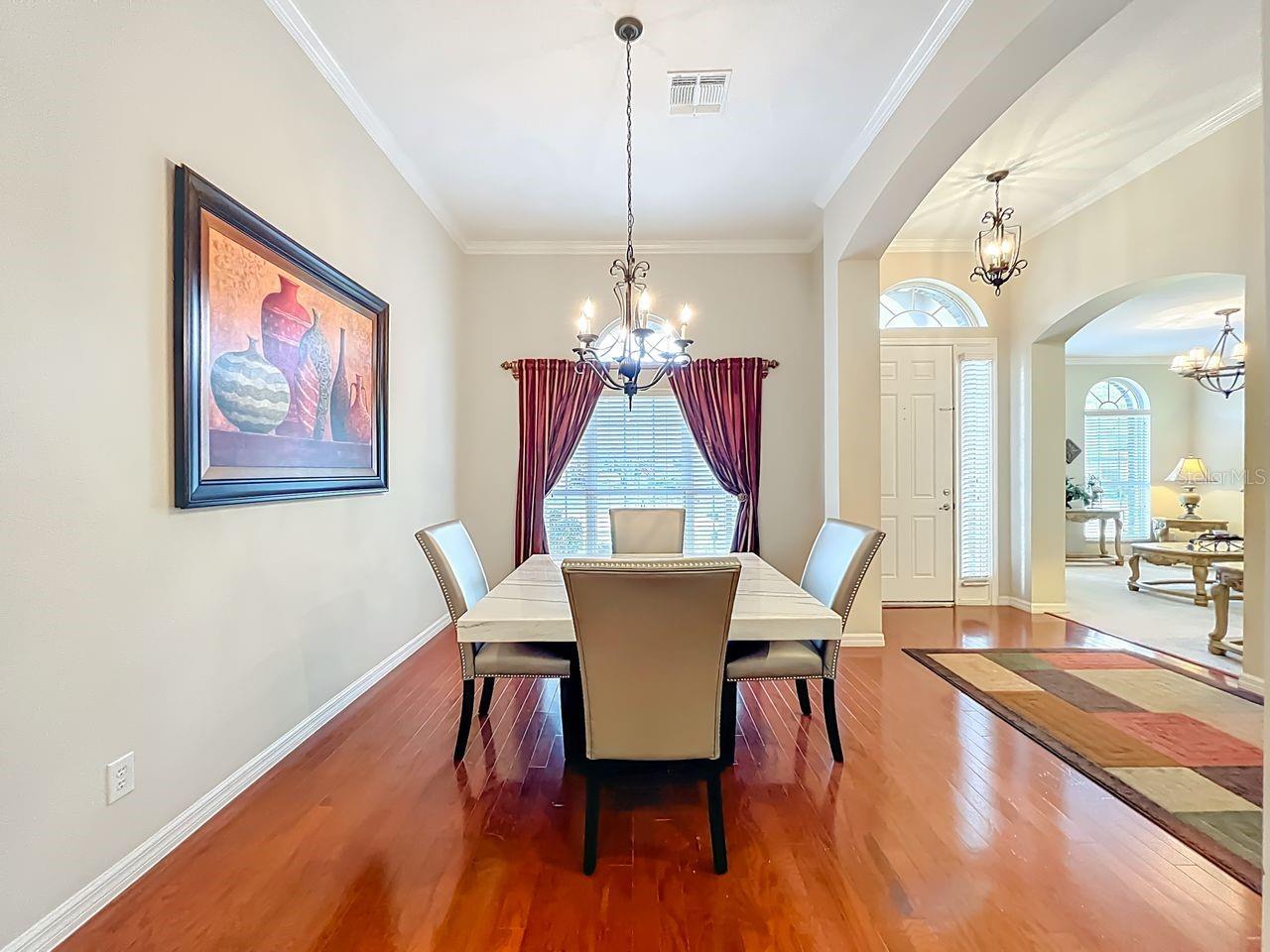 Image 10 of 52 For 934 Rock Creek Street