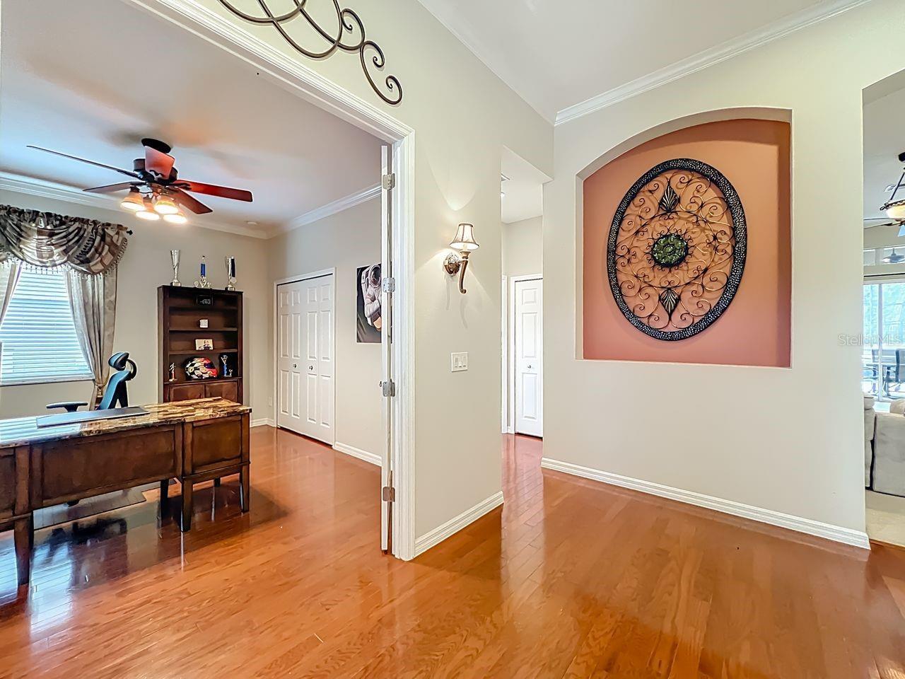 Image 14 of 52 For 934 Rock Creek Street