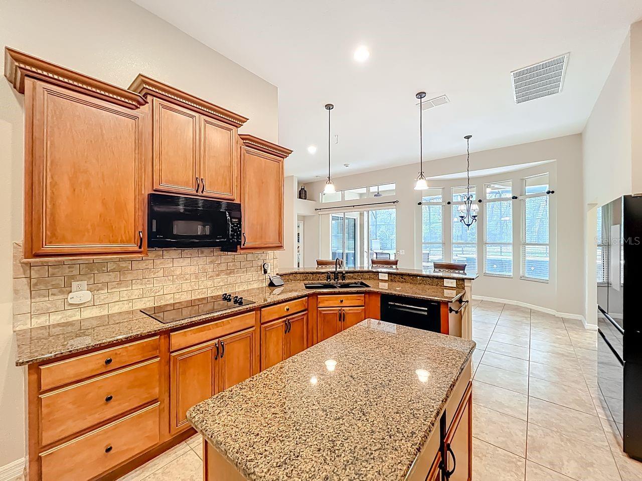 Image 22 of 52 For 934 Rock Creek Street