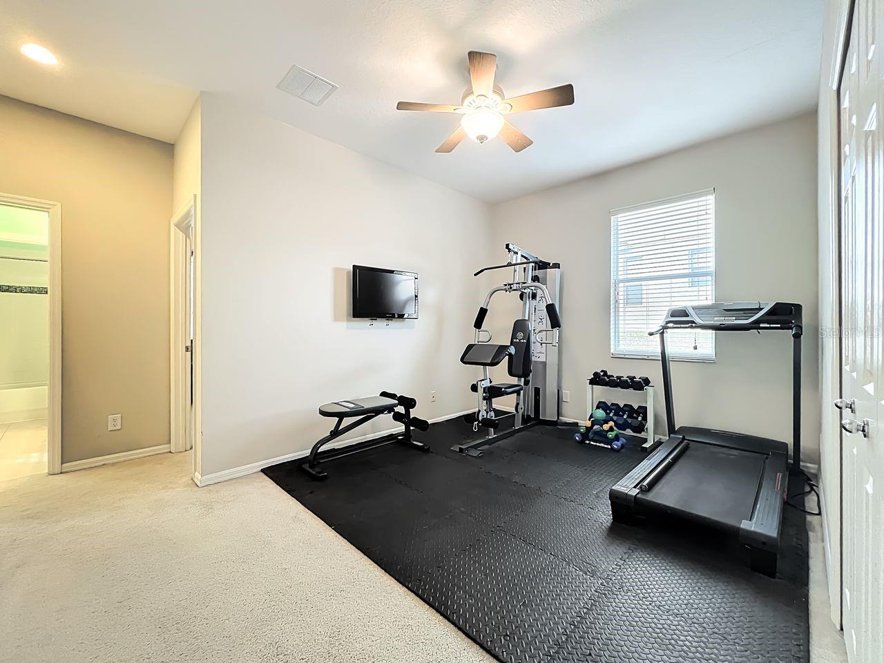 Image 30 of 52 For 934 Rock Creek Street