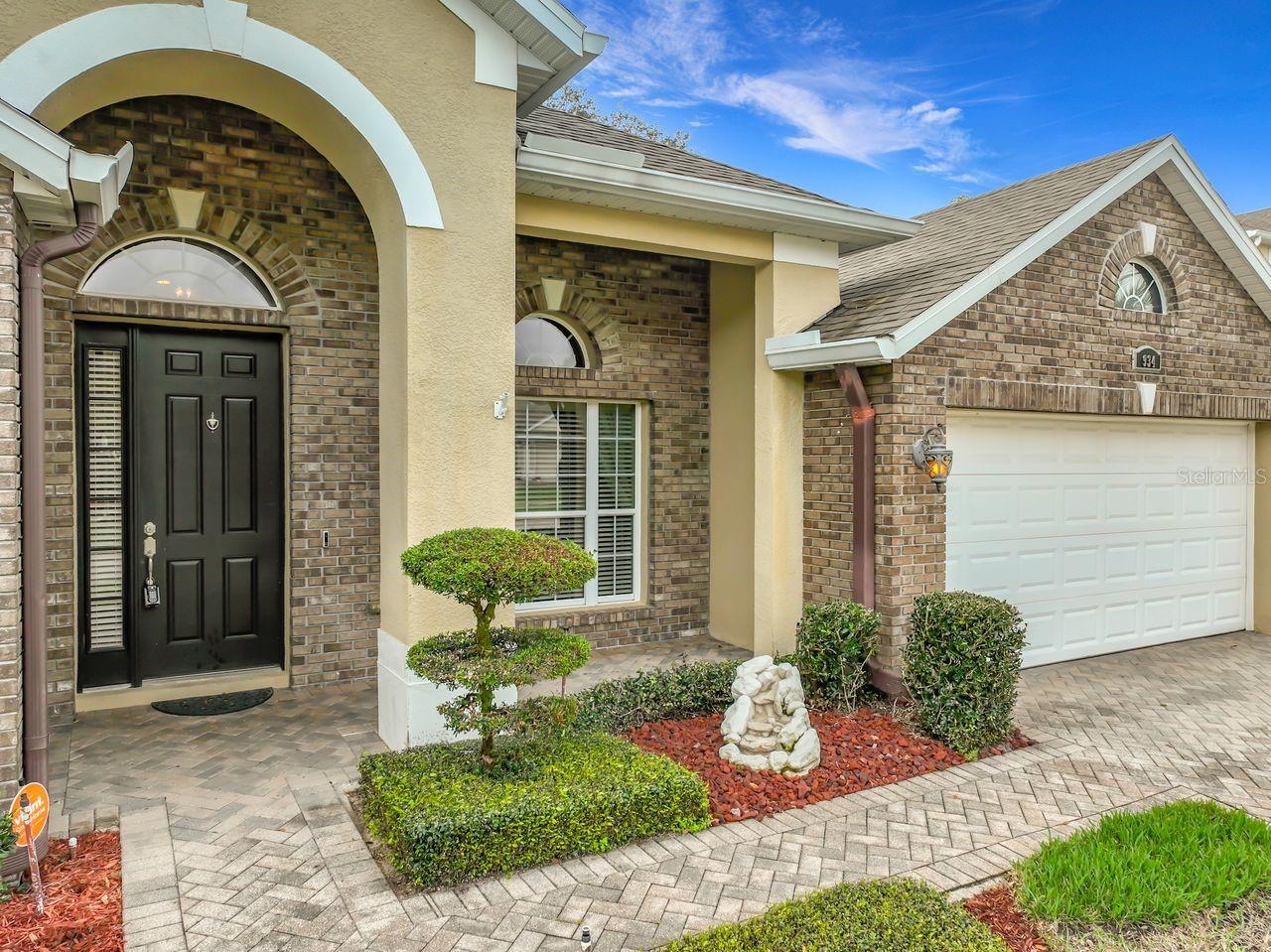 Image 5 of 52 For 934 Rock Creek Street