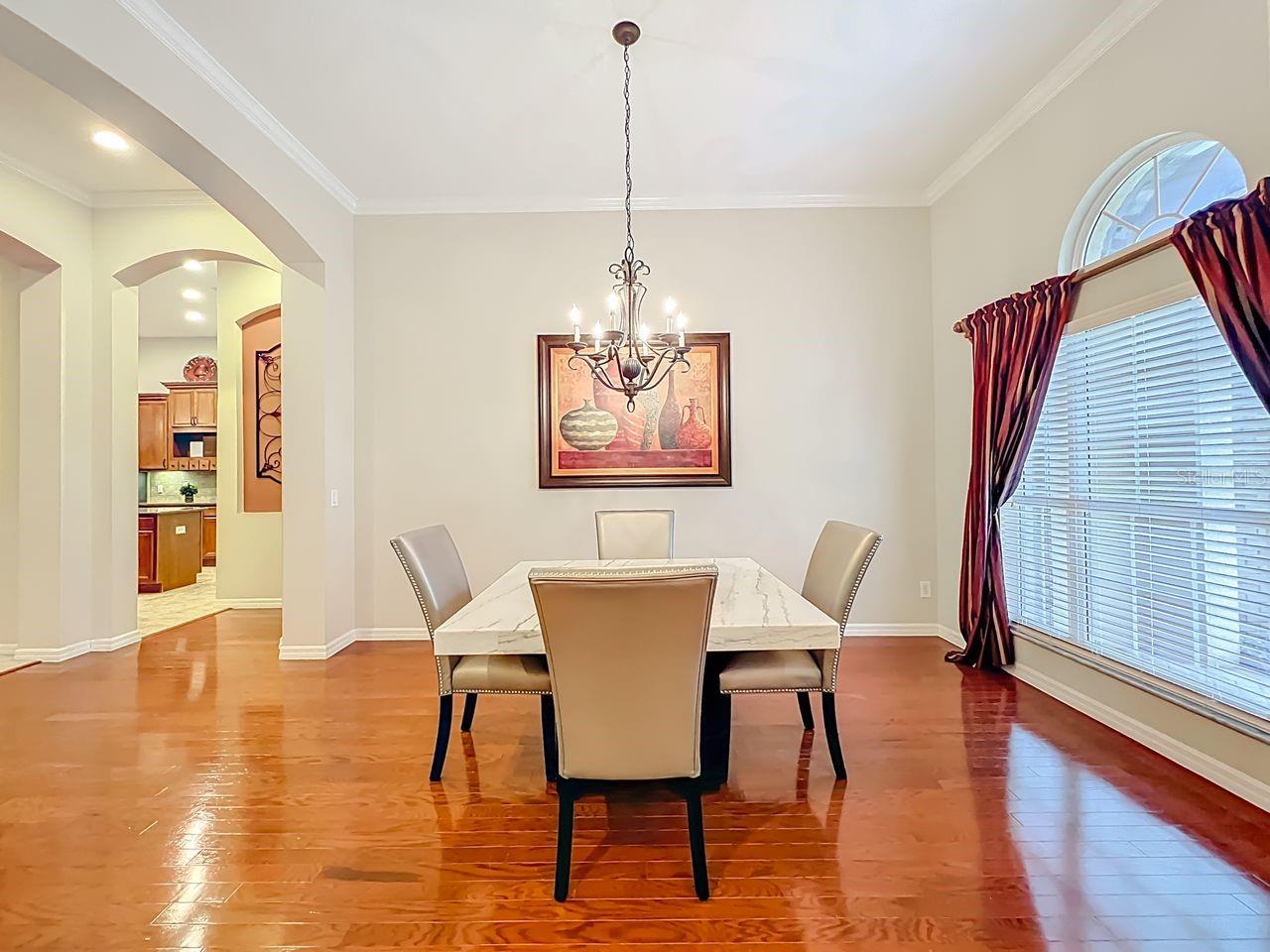 Image 9 of 52 For 934 Rock Creek Street