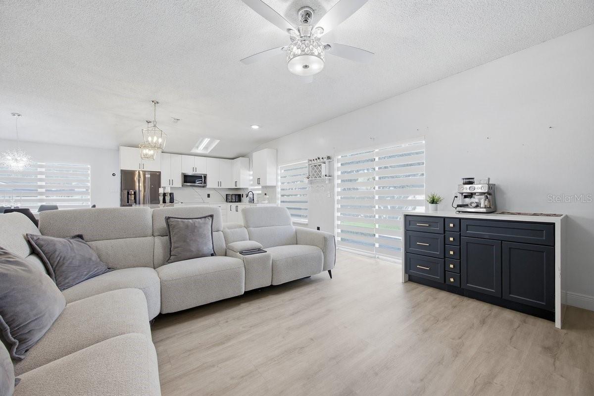 Image 12 of 19 For 2894 Falling Tree Circle