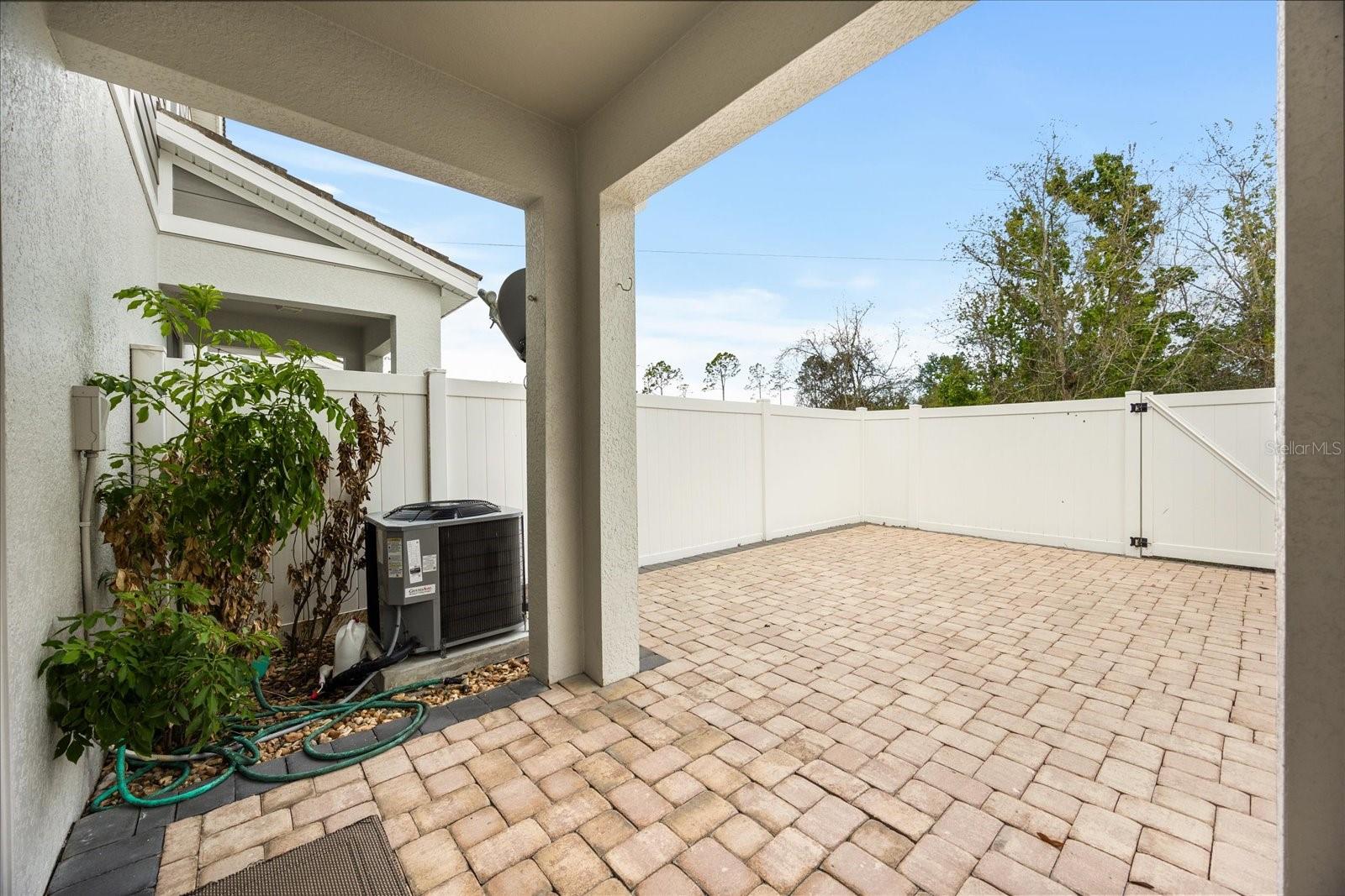 Image 18 of 26 For 9161 Shepton Street