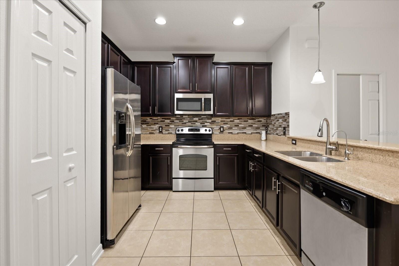 Image 6 of 26 For 9161 Shepton Street