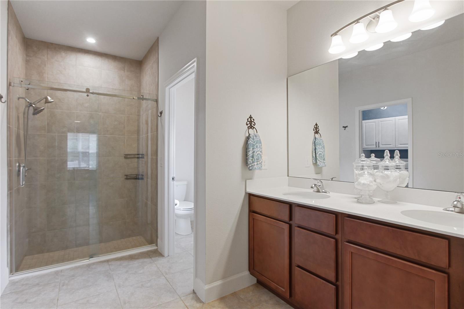 Image 23 of 31 For 420 Spring Pond Lane