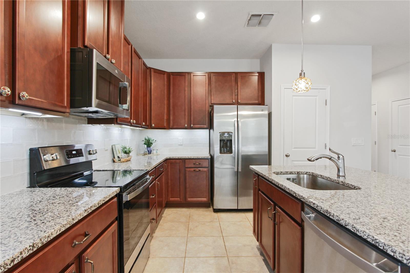 Image 6 of 31 For 420 Spring Pond Lane