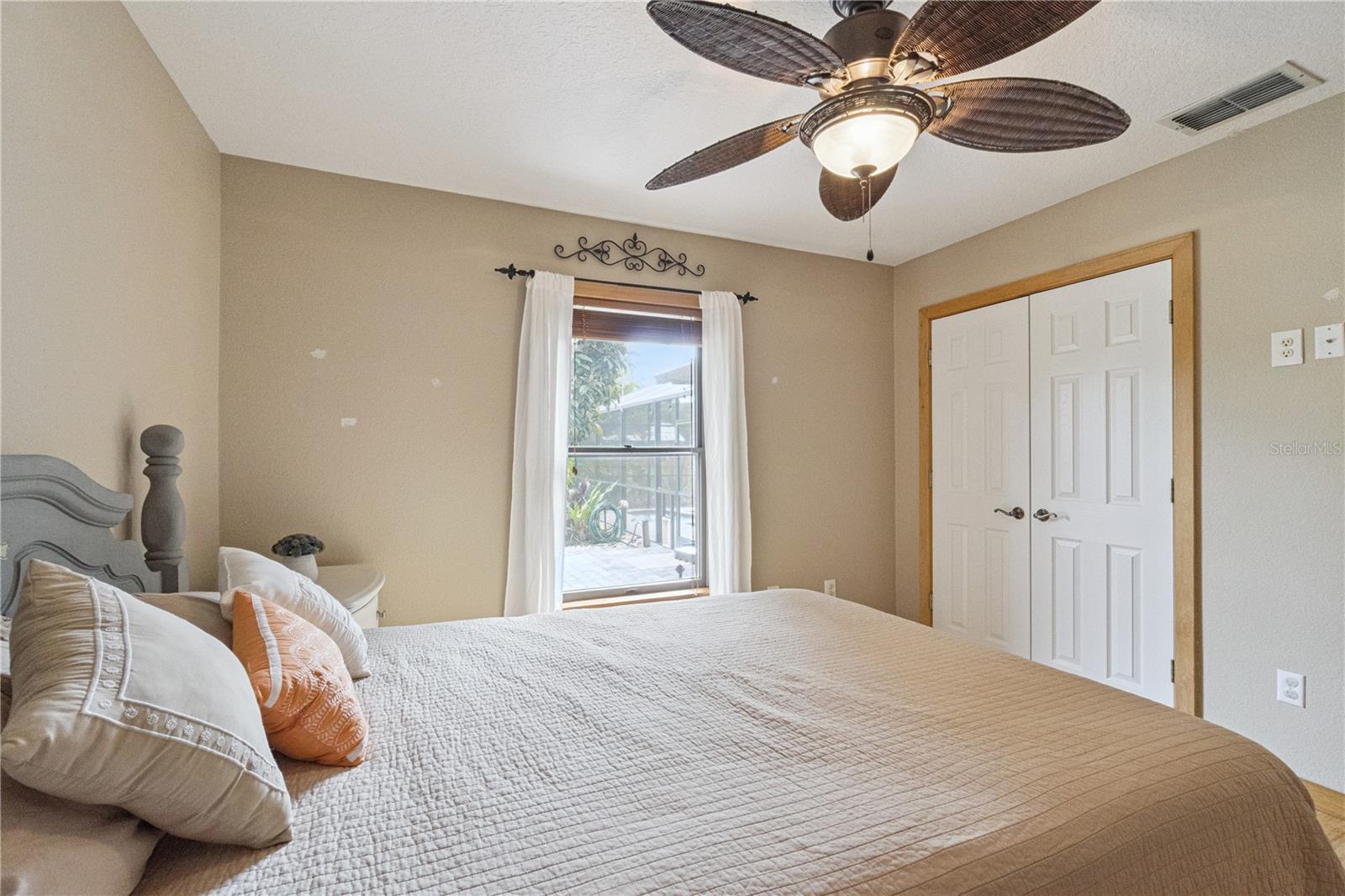 Image 15 of 54 For 2925 Godwin Road