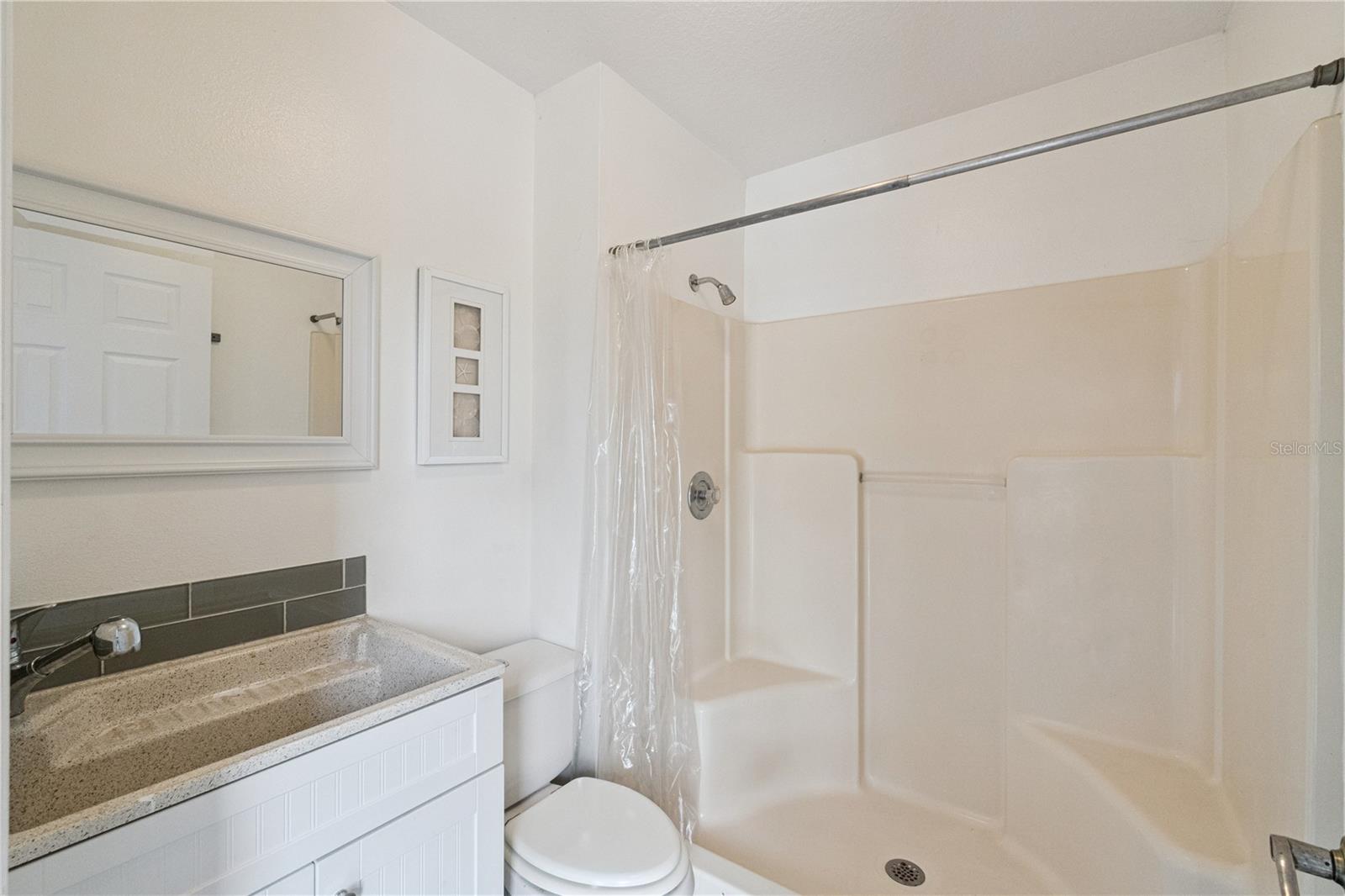 Image 24 of 54 For 2925 Godwin Road