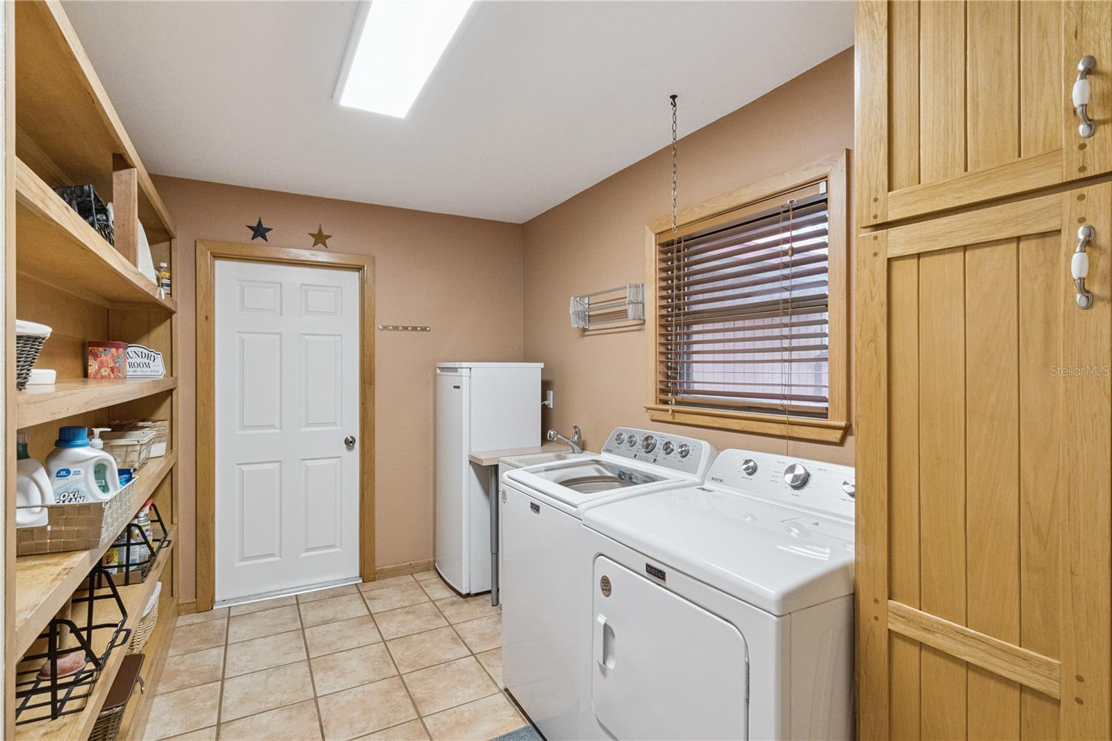 Image 25 of 54 For 2925 Godwin Road