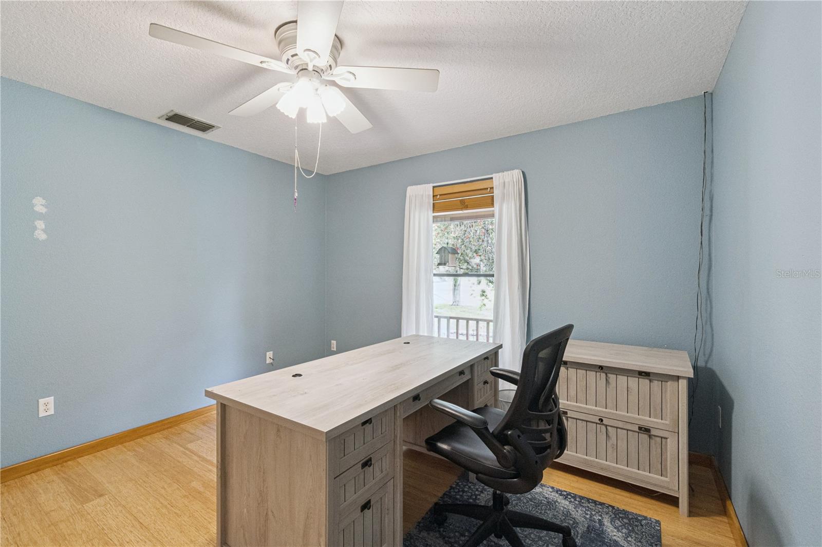 Image 27 of 54 For 2925 Godwin Road