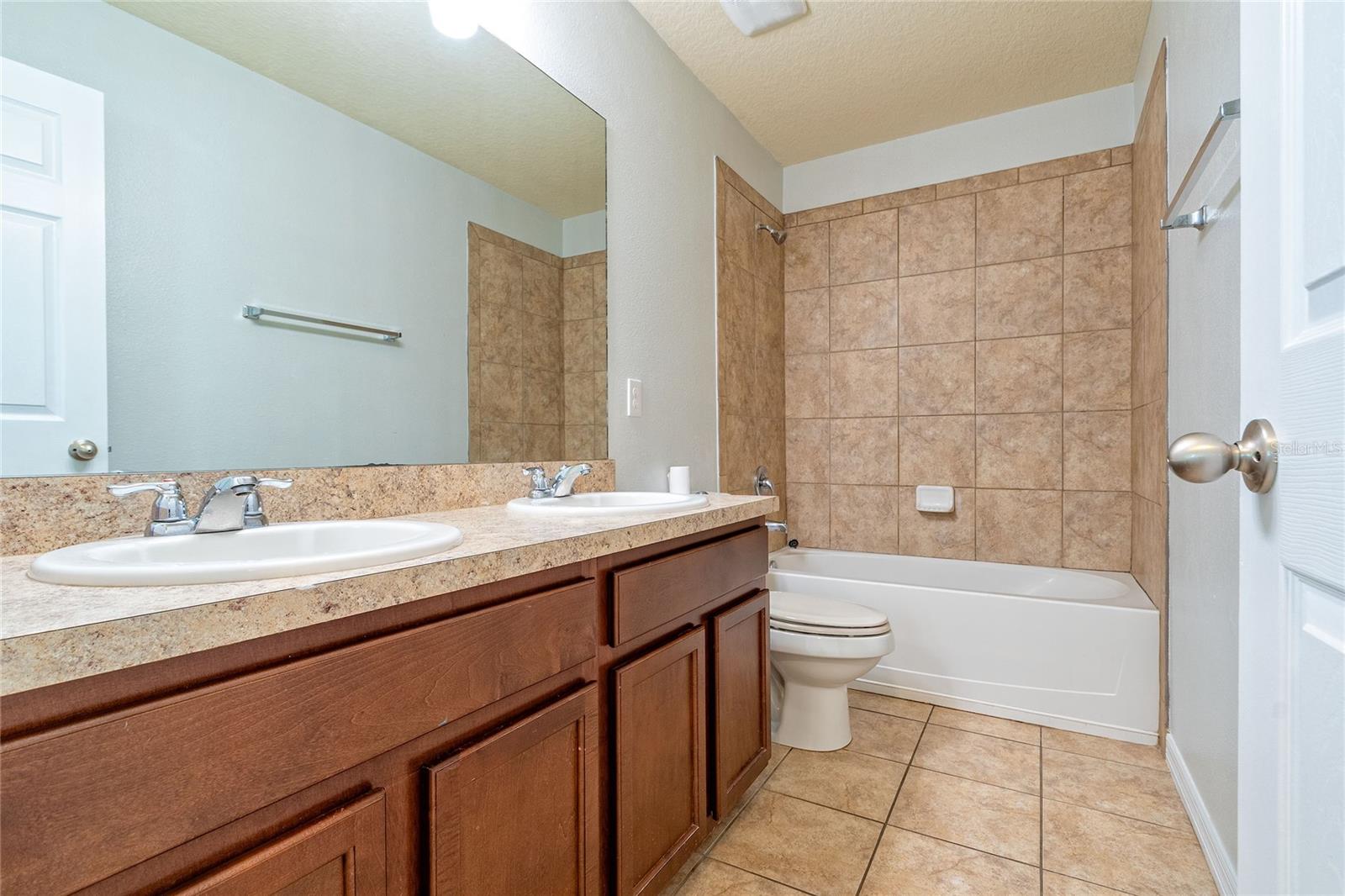 Image 24 of 34 For 1210 Bassano Way