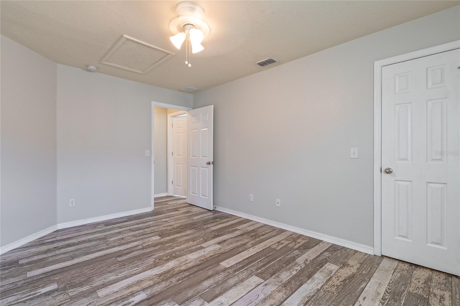 Image 32 of 34 For 1210 Bassano Way