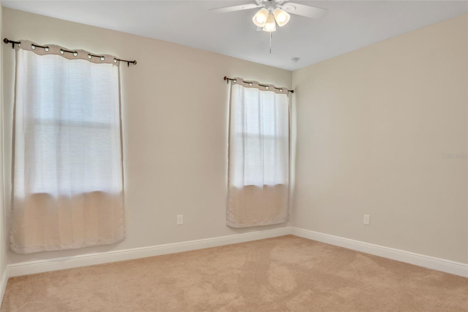 Image 33 of 54 For 1081 Windlass Court