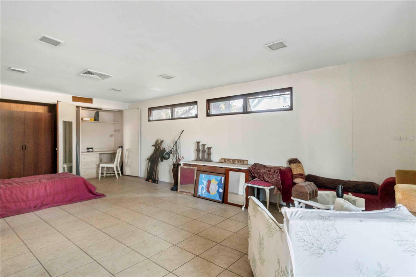 Image 14 of 26 For 2695 East Avenue