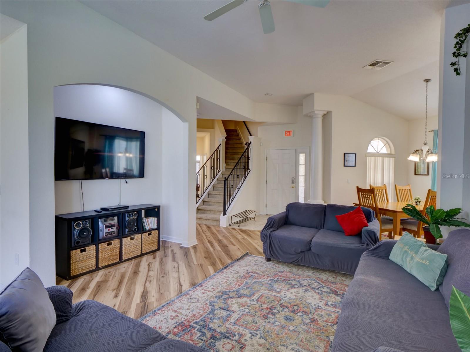 Image 8 of 63 For 509 Pineloch Drive