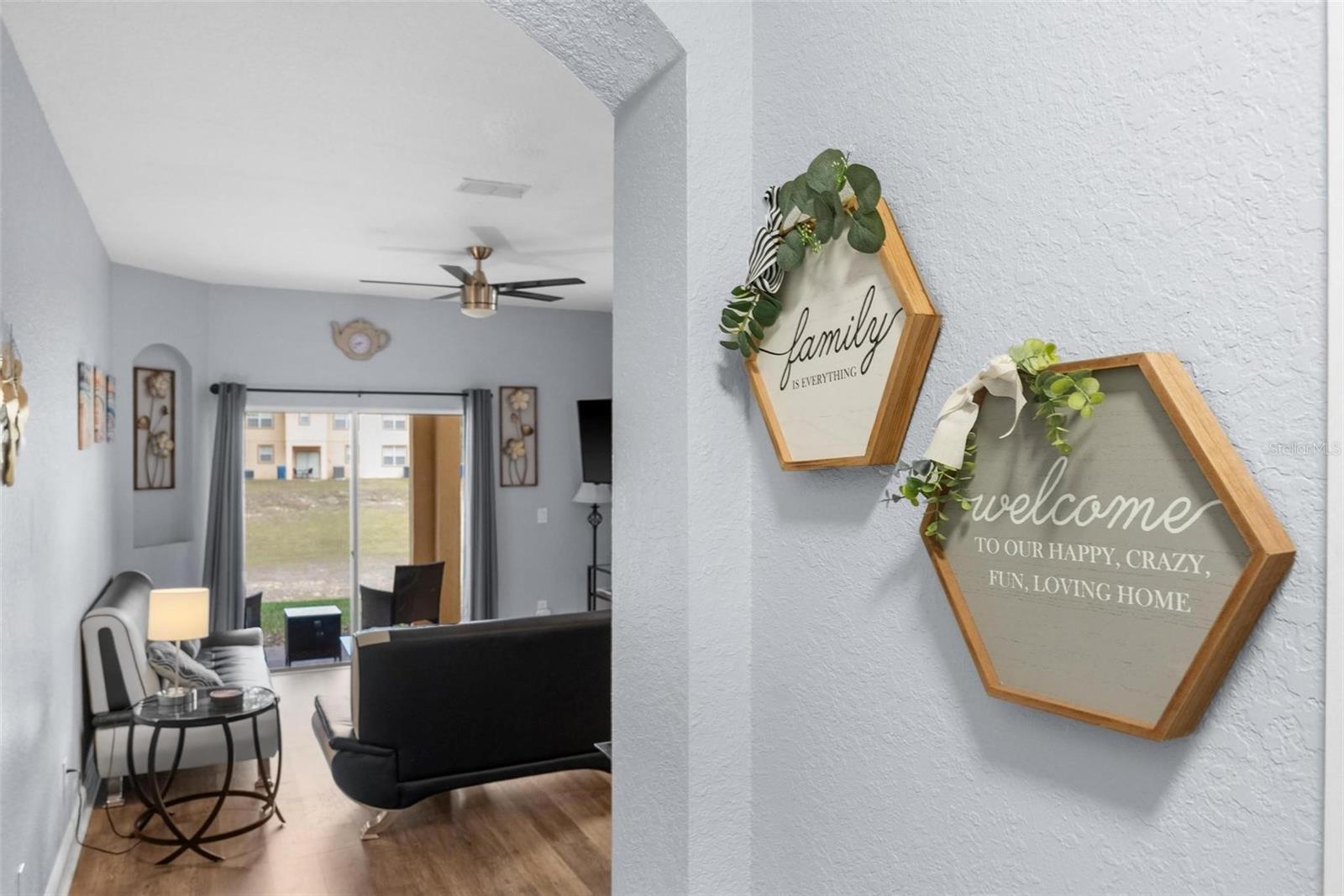 Image 4 of 48 For 3715 Calabria Avenue