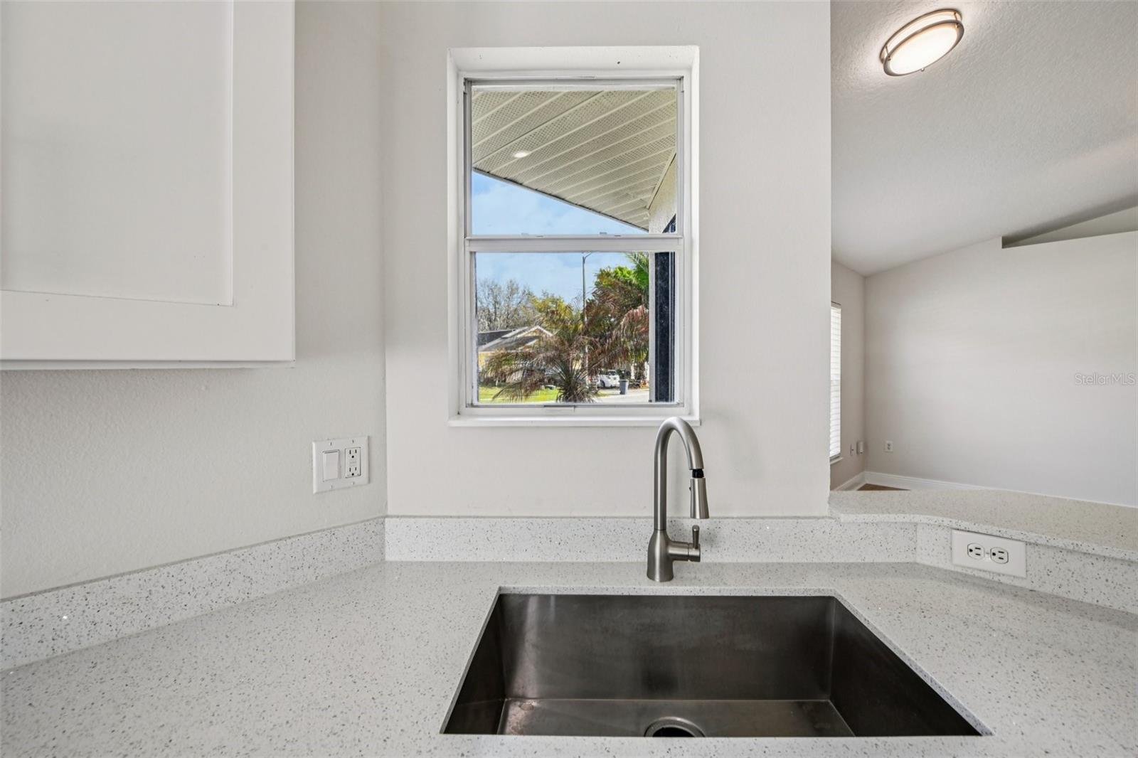 Image 6 of 25 For 2333 Northern Leaf Street