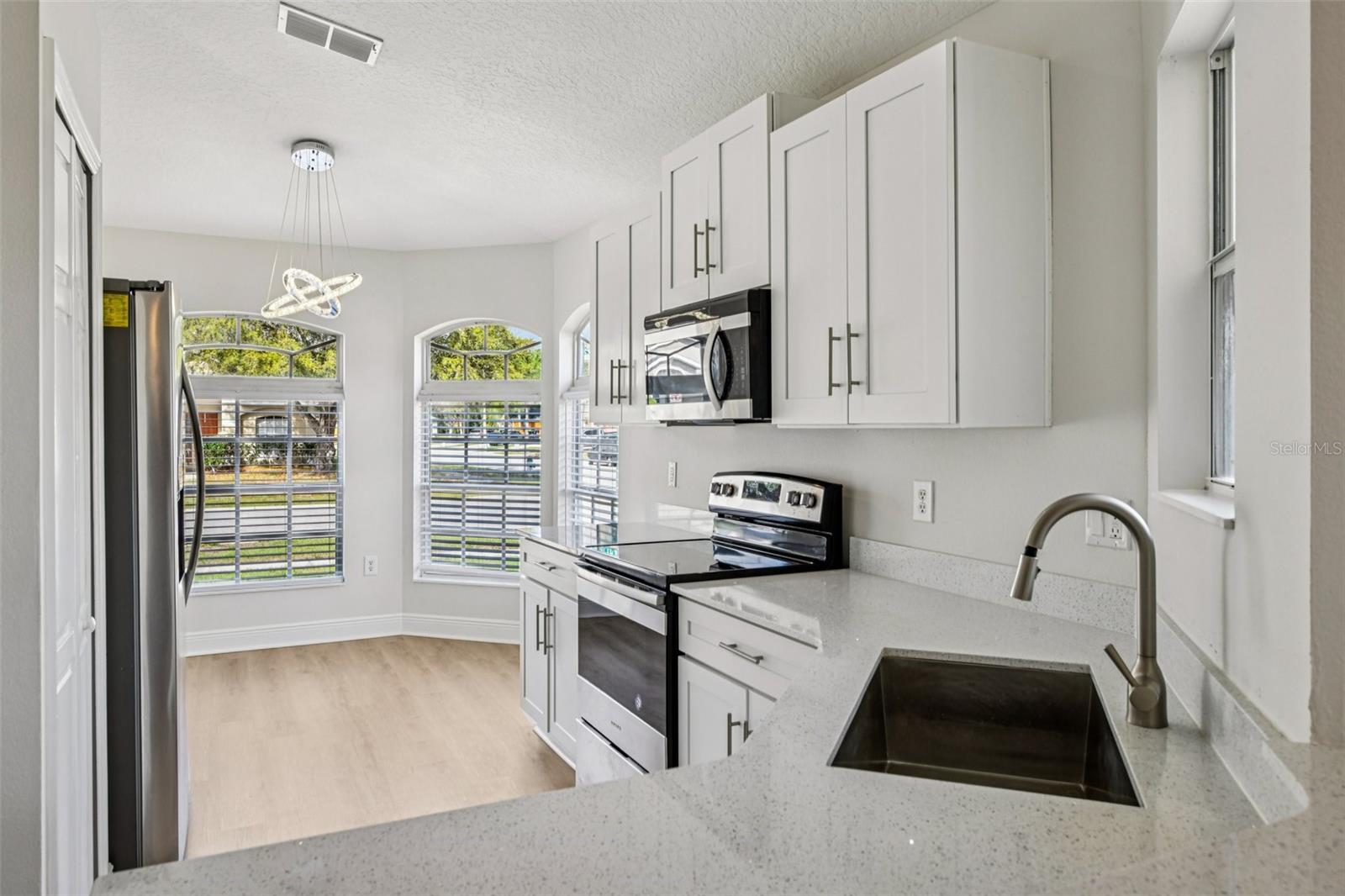 Image 7 of 25 For 2333 Northern Leaf Street