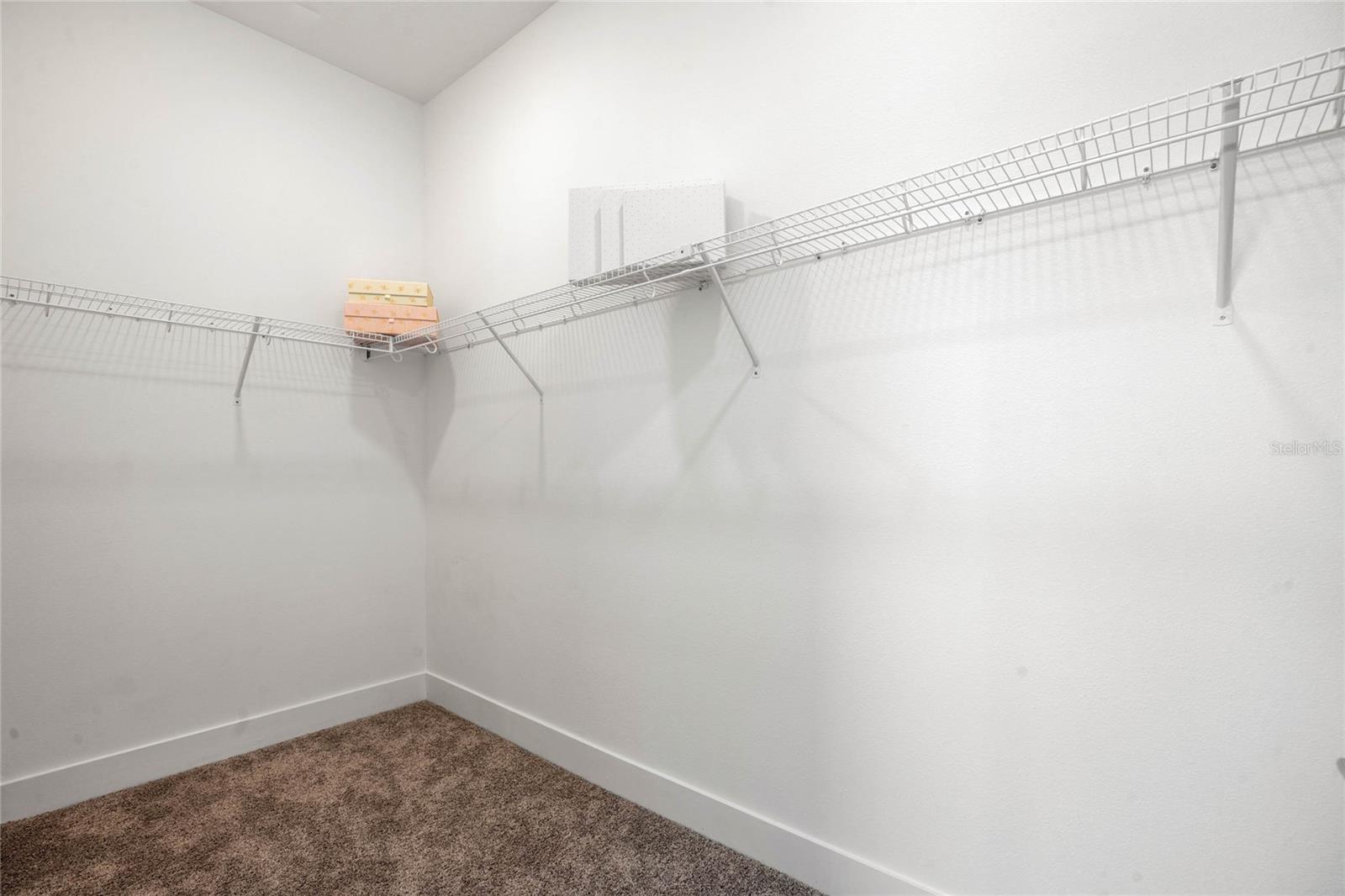 Image 24 of 31 For 52 Harding Street A