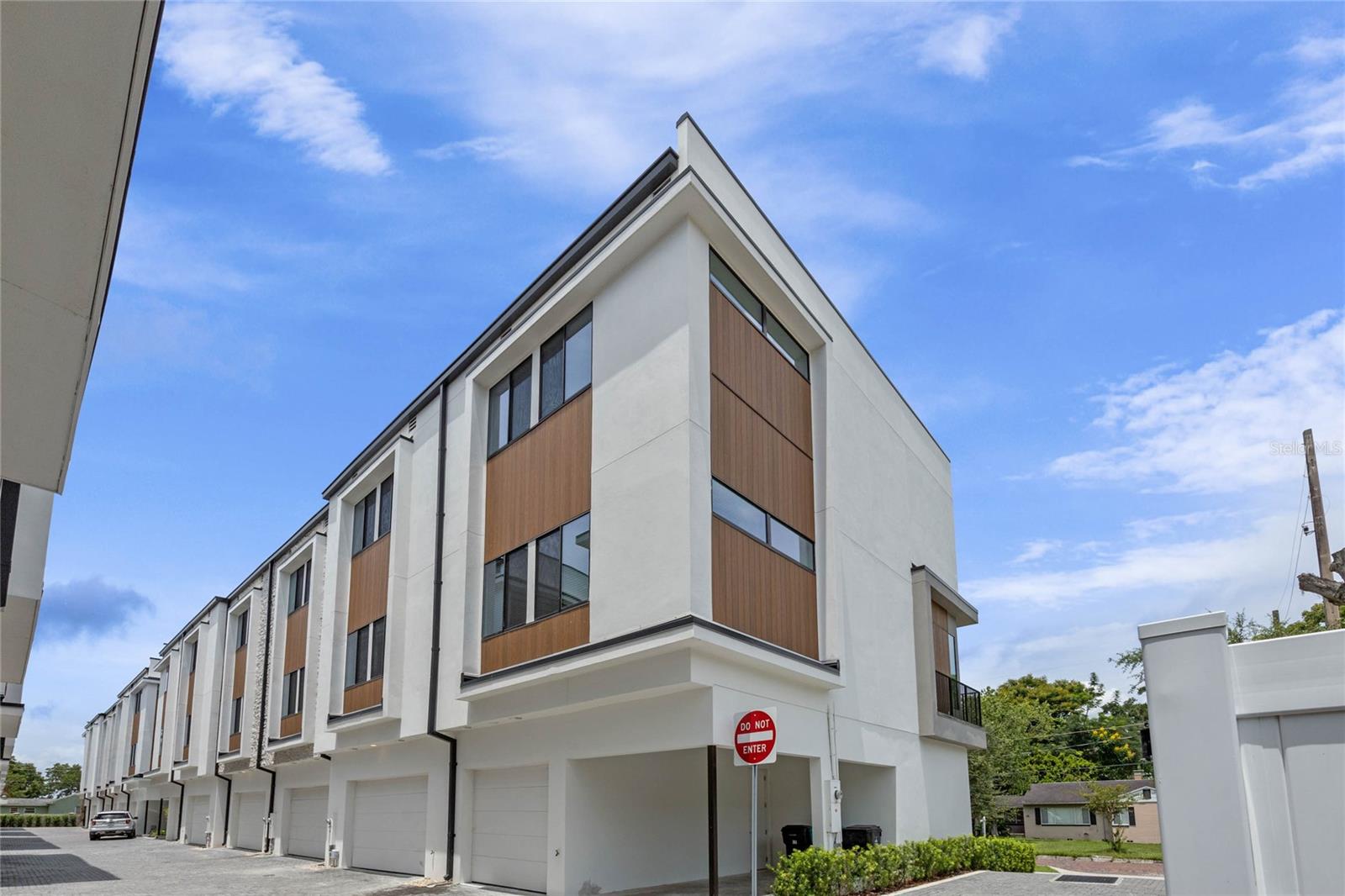 Image 26 of 31 For 52 Harding Street A