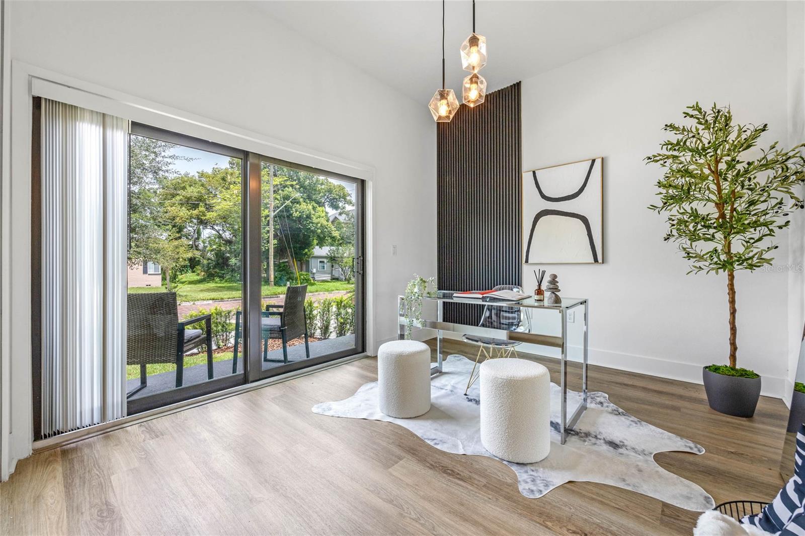 Image 6 of 31 For 52 Harding Street A