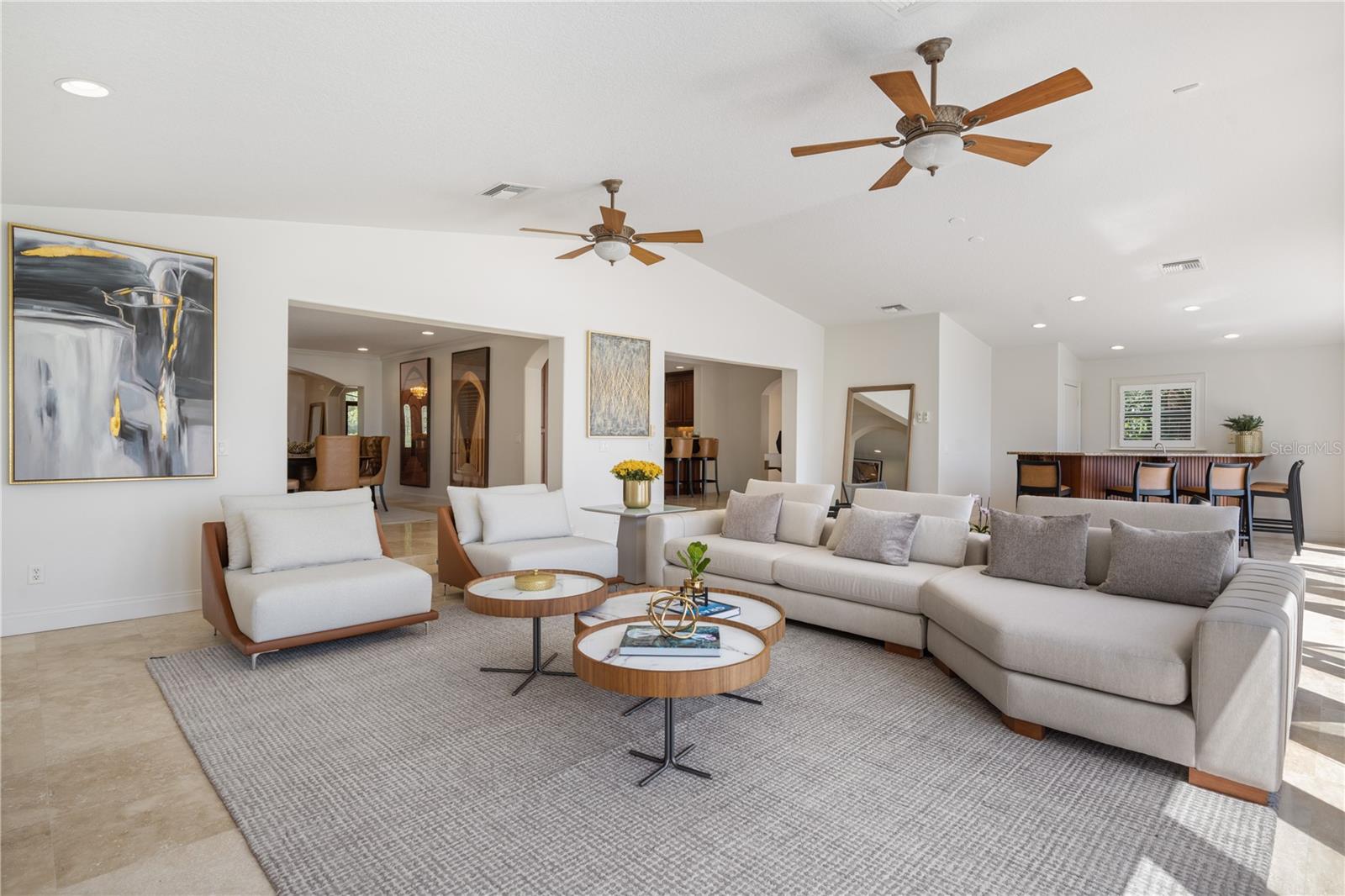 Image 20 of 52 For 325 Magnolia Street