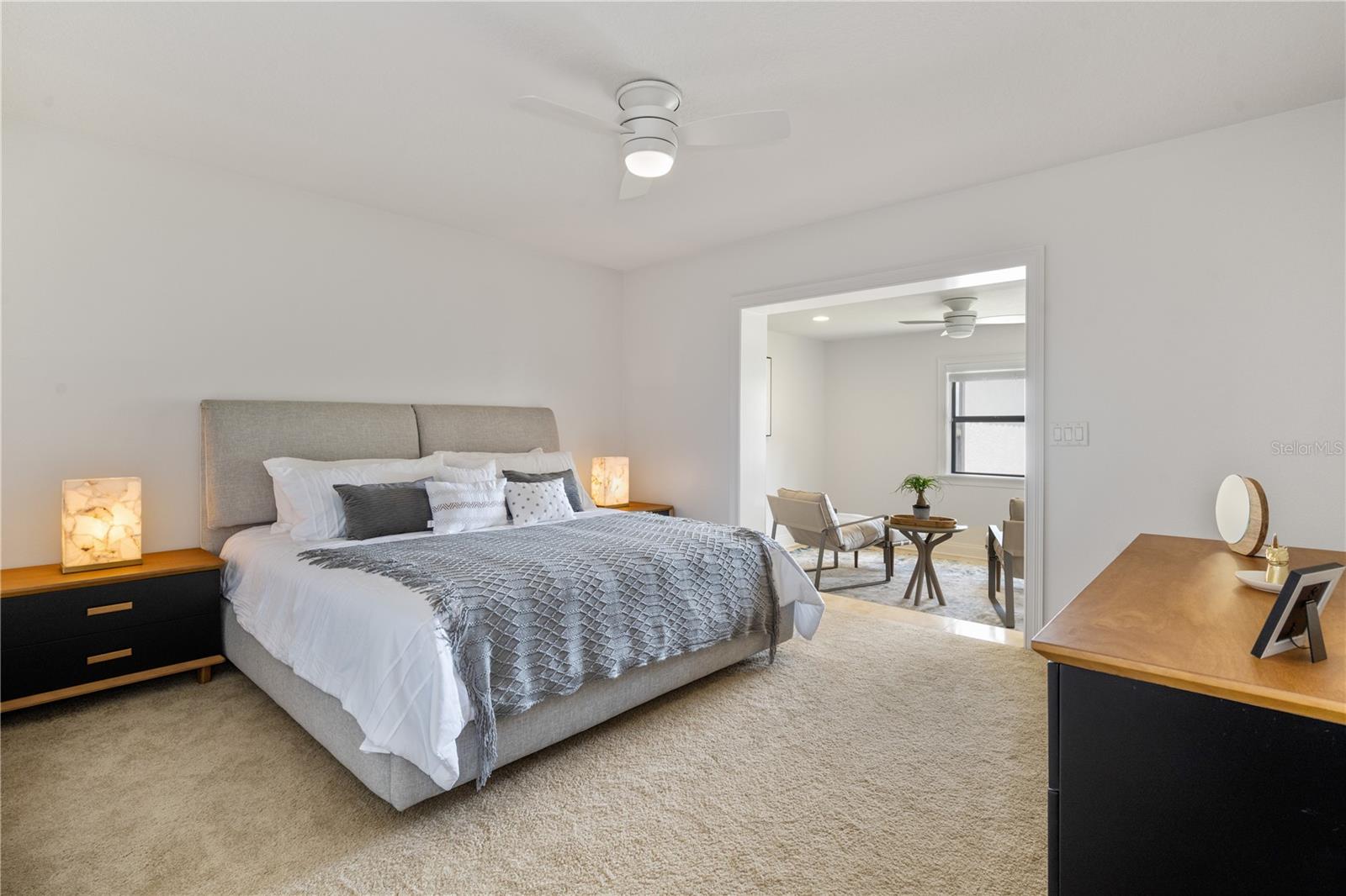 Image 26 of 52 For 325 Magnolia Street