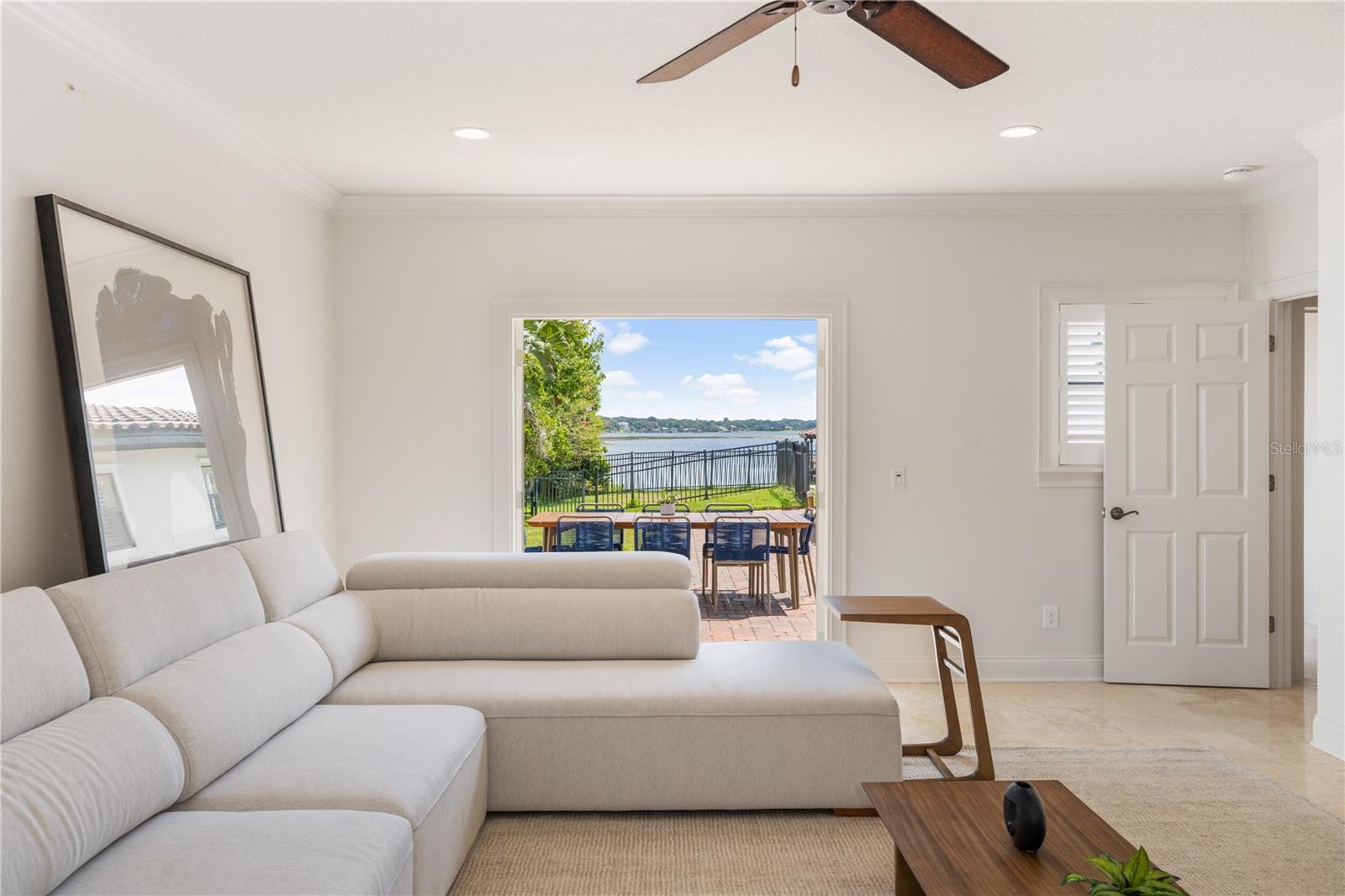 Image 32 of 52 For 325 Magnolia Street