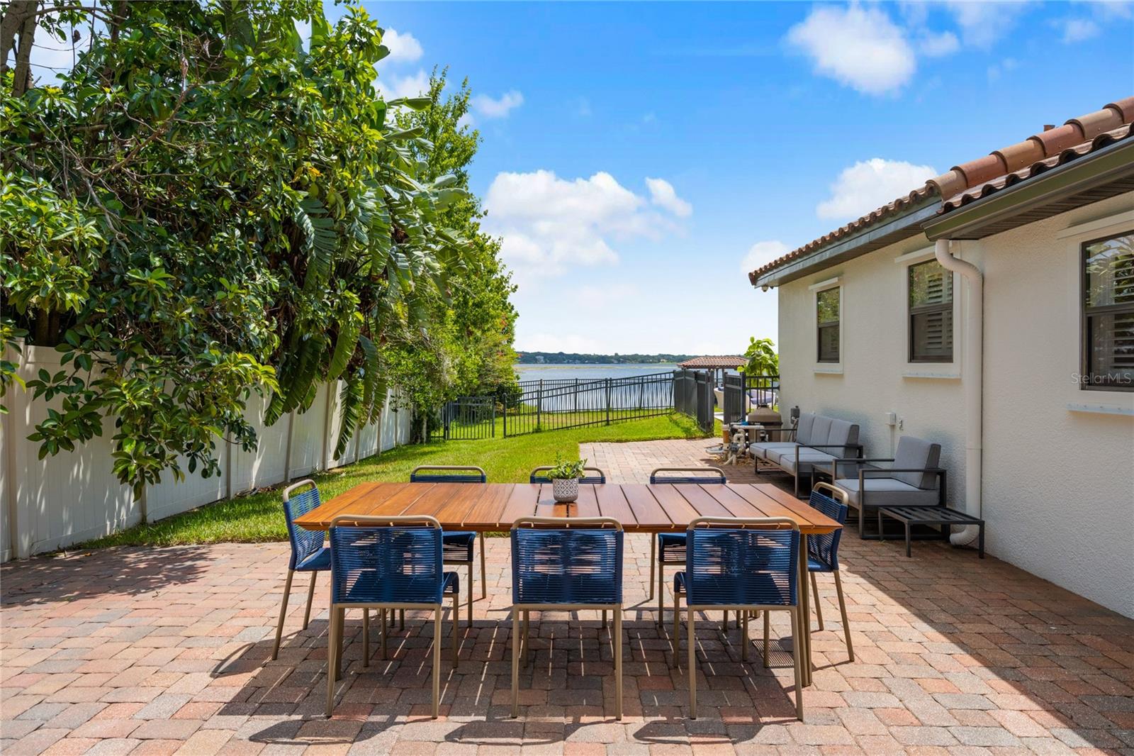 Image 35 of 52 For 325 Magnolia Street