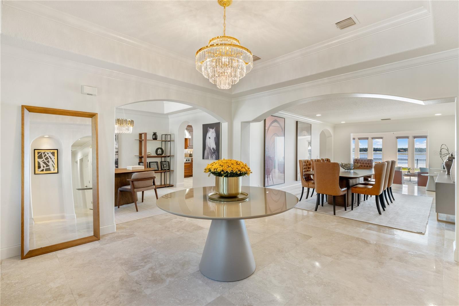 Image 6 of 52 For 325 Magnolia Street