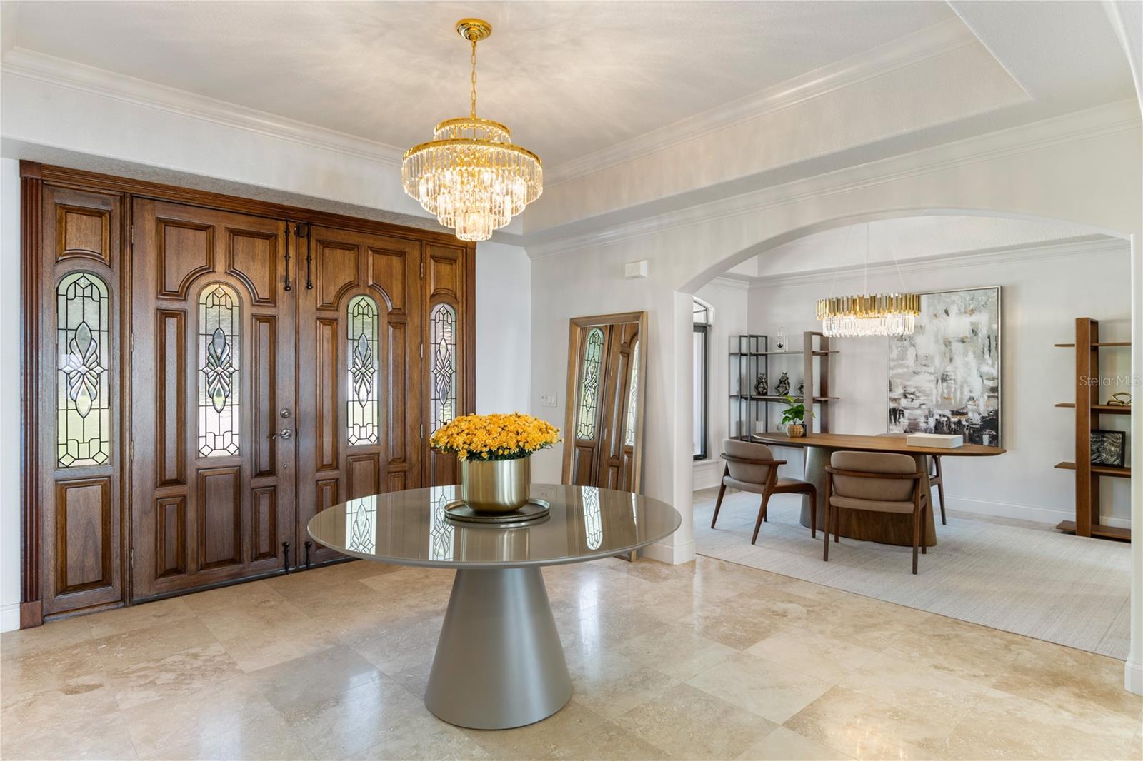 Image 7 of 52 For 325 Magnolia Street