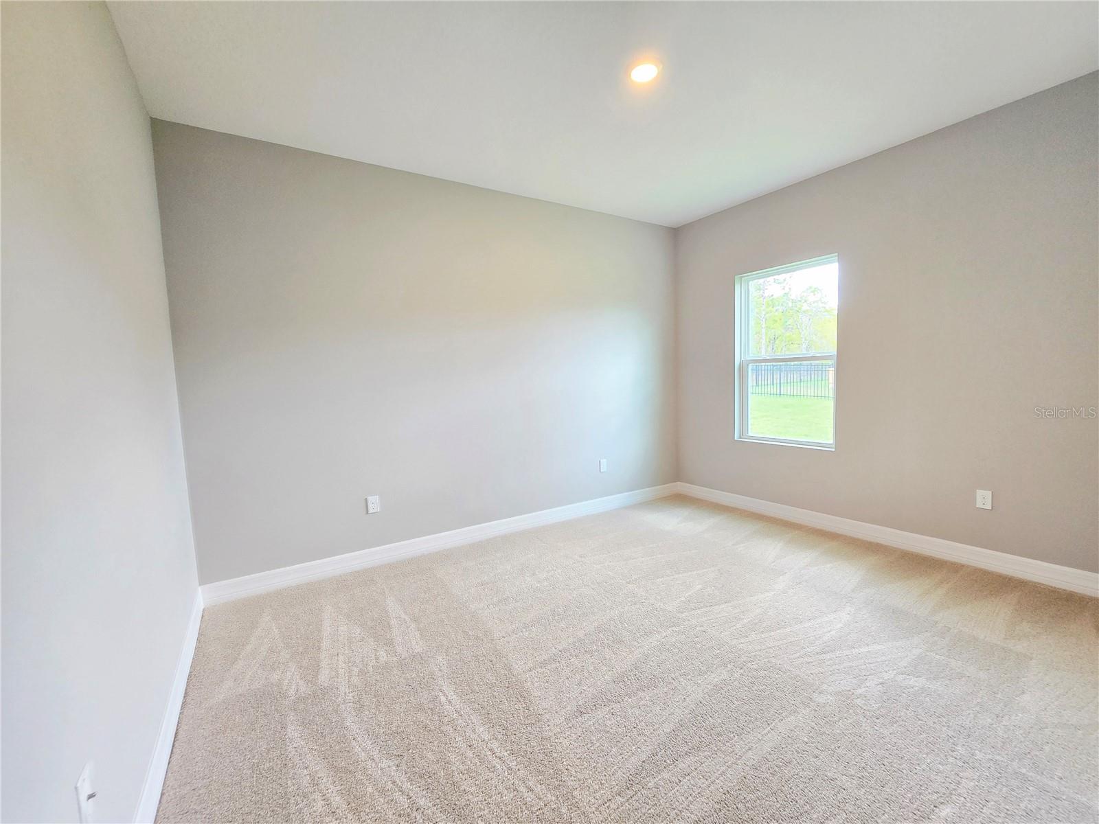 Image 15 of 92 For 87 Vinca Street