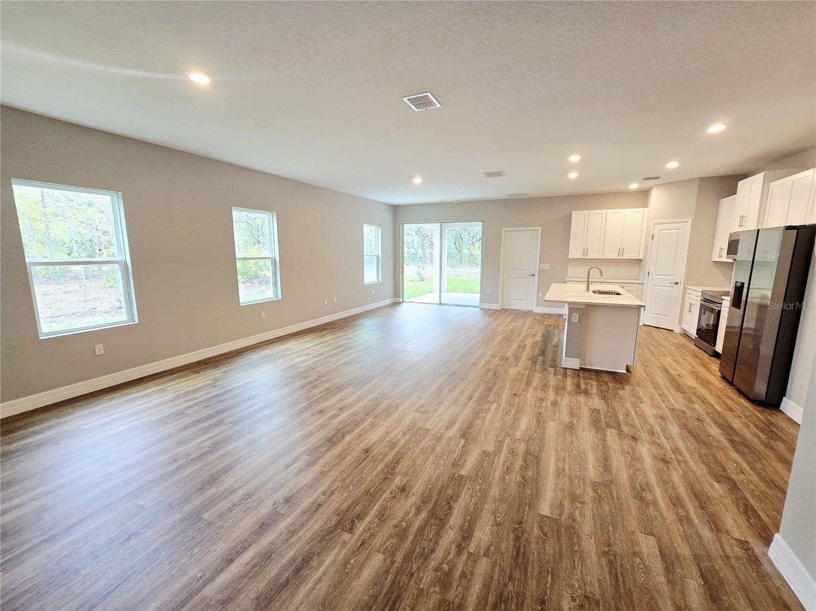 Image 35 of 92 For 87 Vinca Street