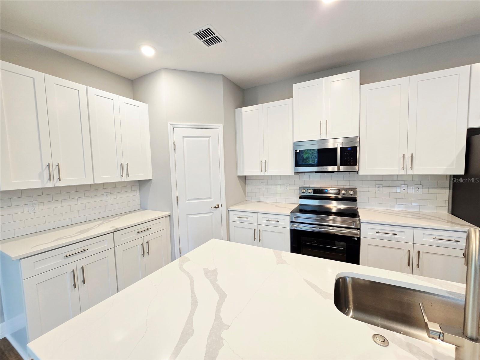 Image 49 of 92 For 87 Vinca Street