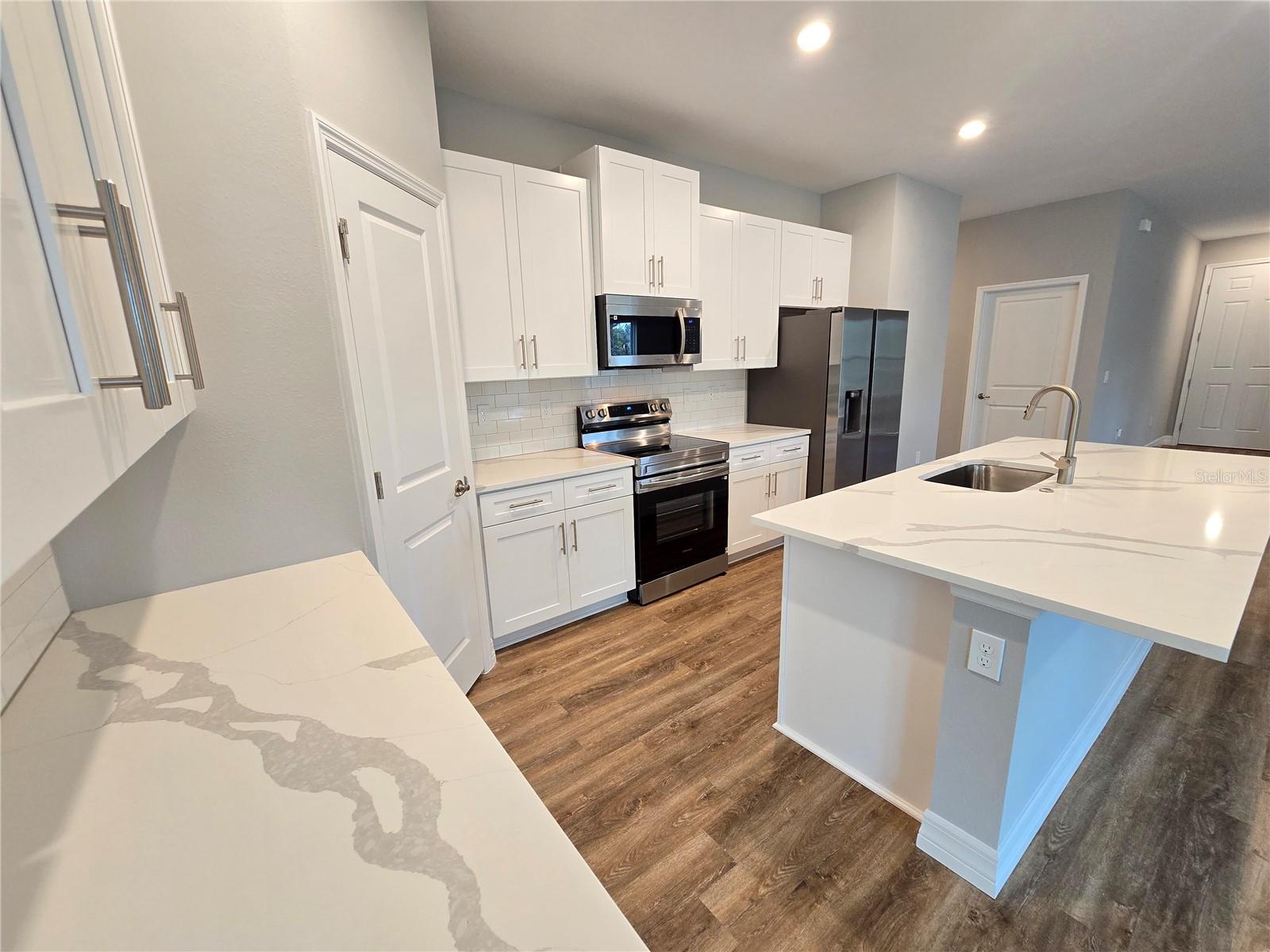 Image 52 of 92 For 87 Vinca Street