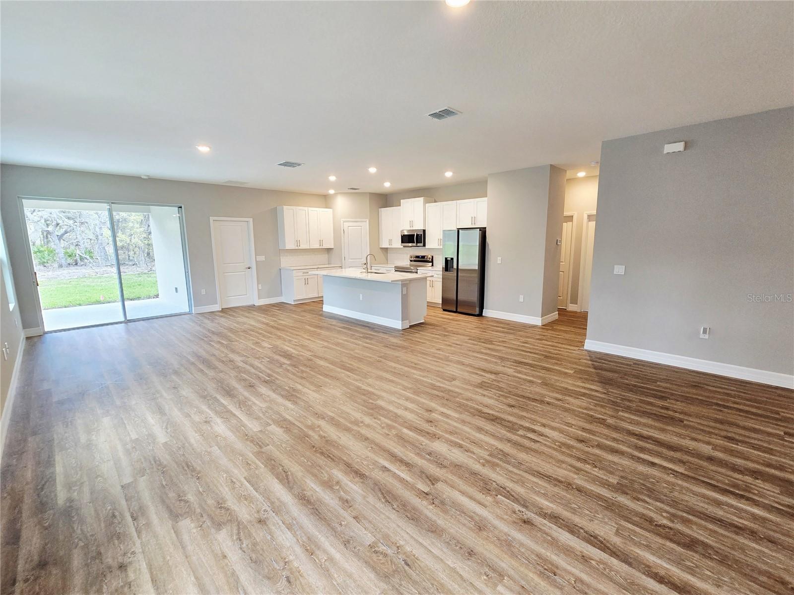 Image 6 of 92 For 87 Vinca Street