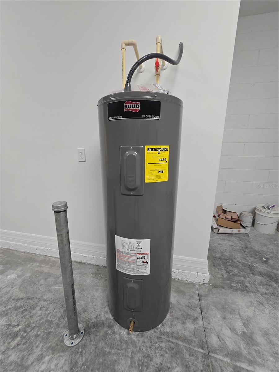 Image 62 of 92 For 87 Vinca Street