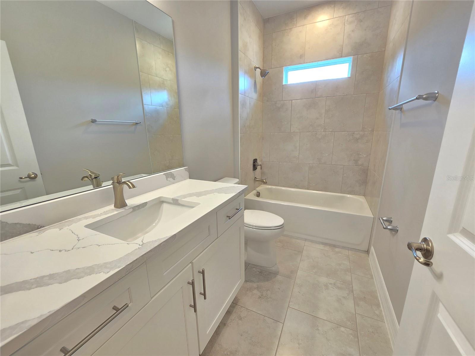 Image 65 of 92 For 87 Vinca Street