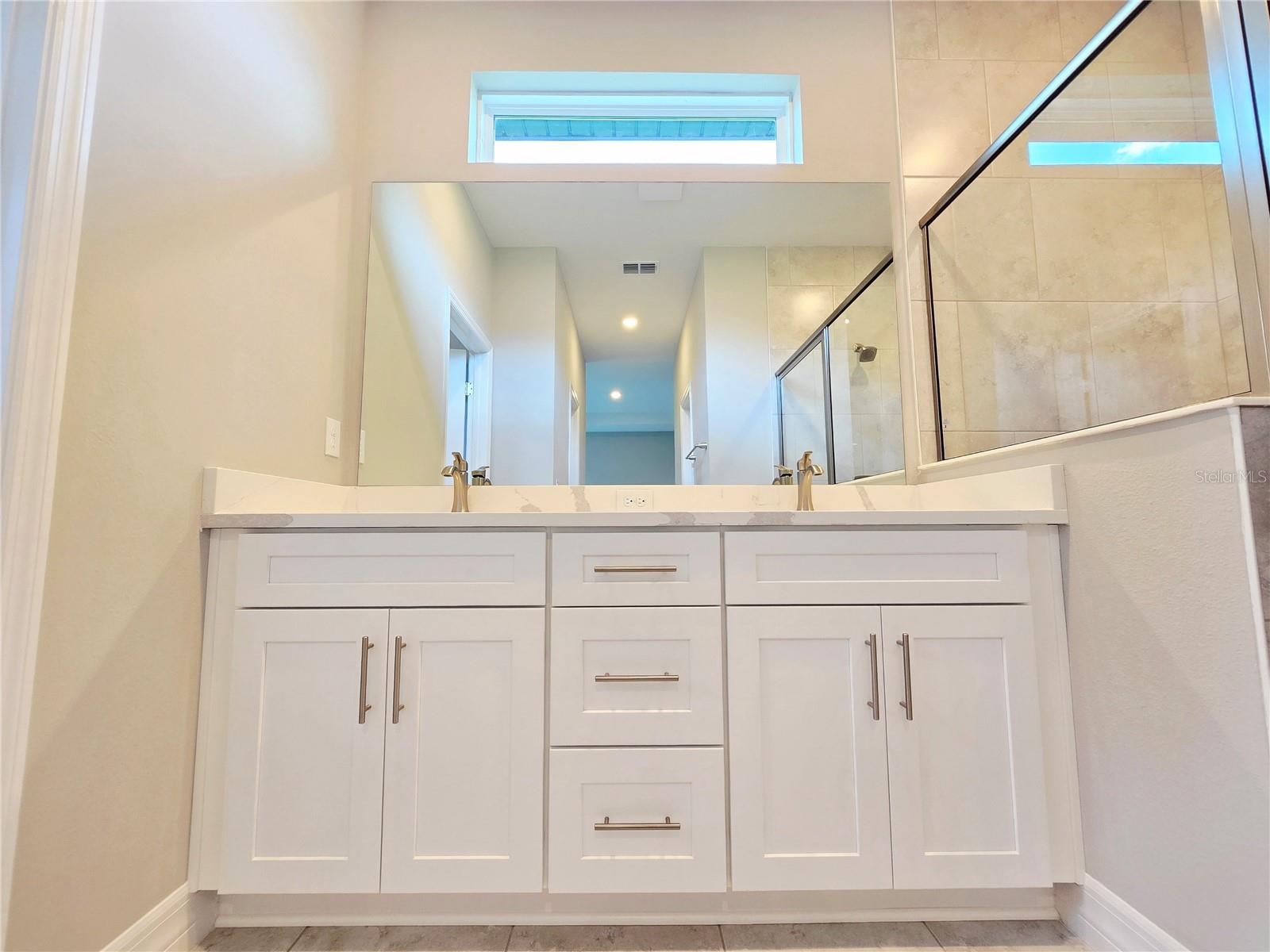 Image 75 of 92 For 87 Vinca Street