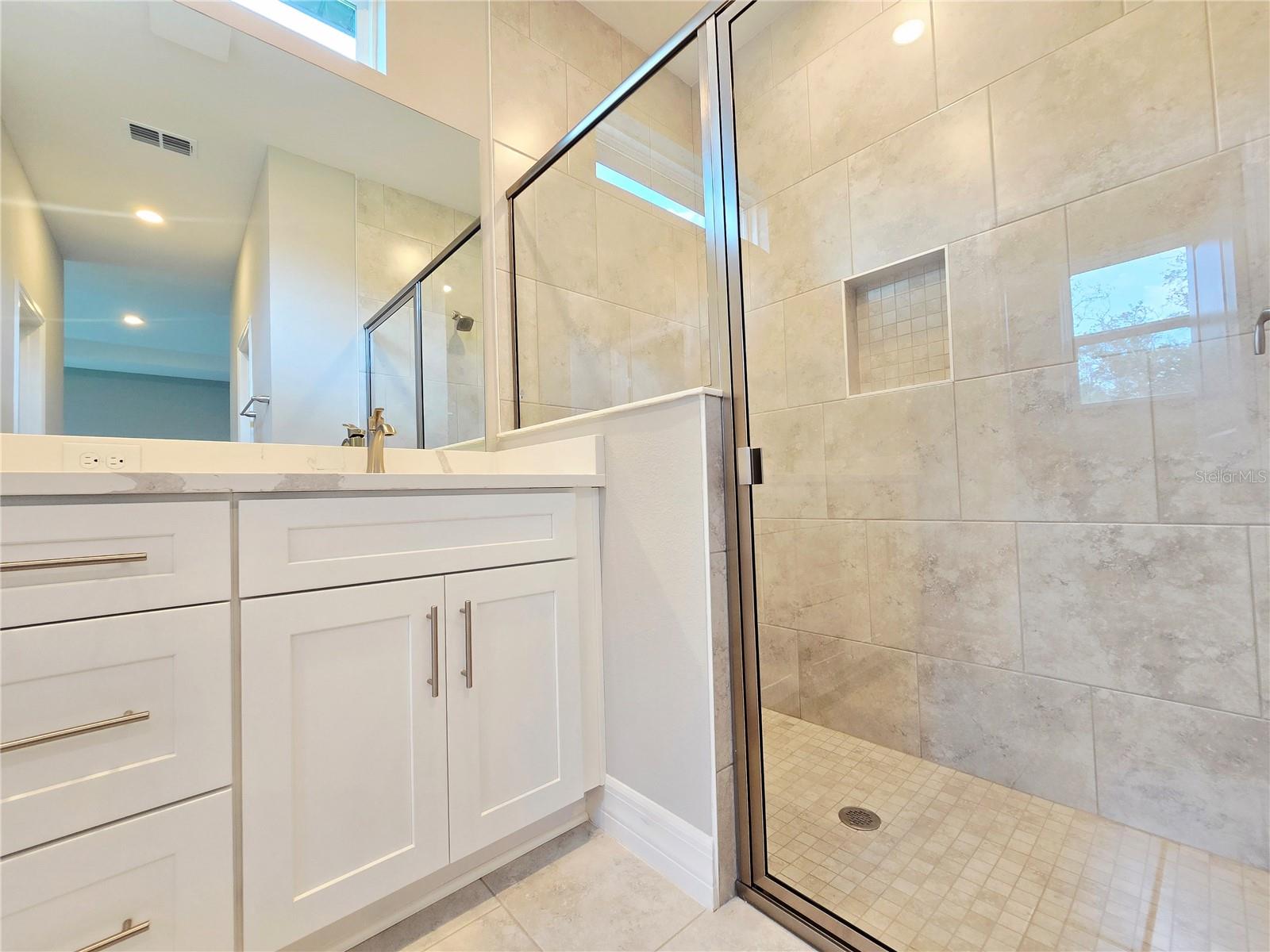 Image 76 of 92 For 87 Vinca Street